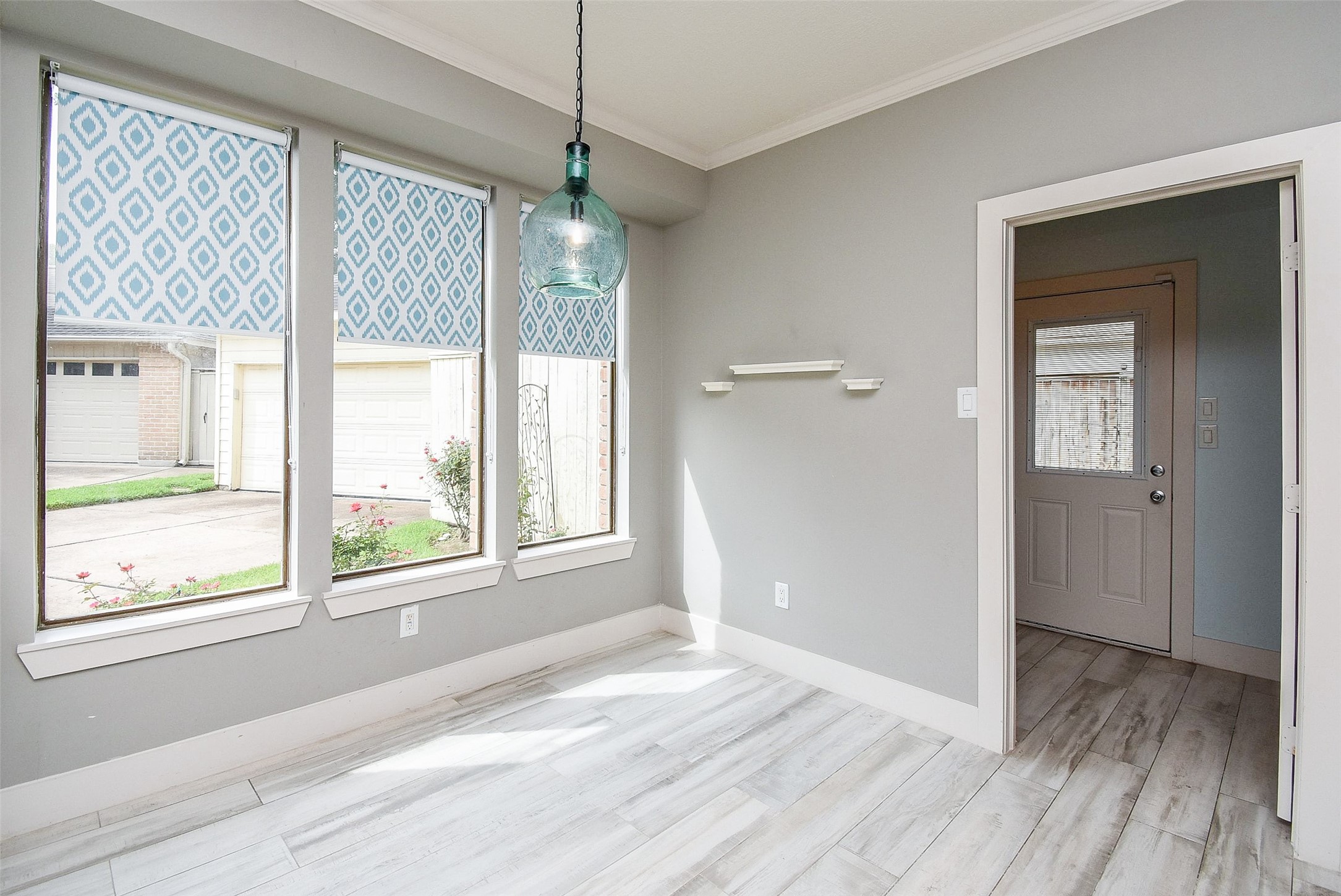 755 Last Arrow Drive Property Photo 16