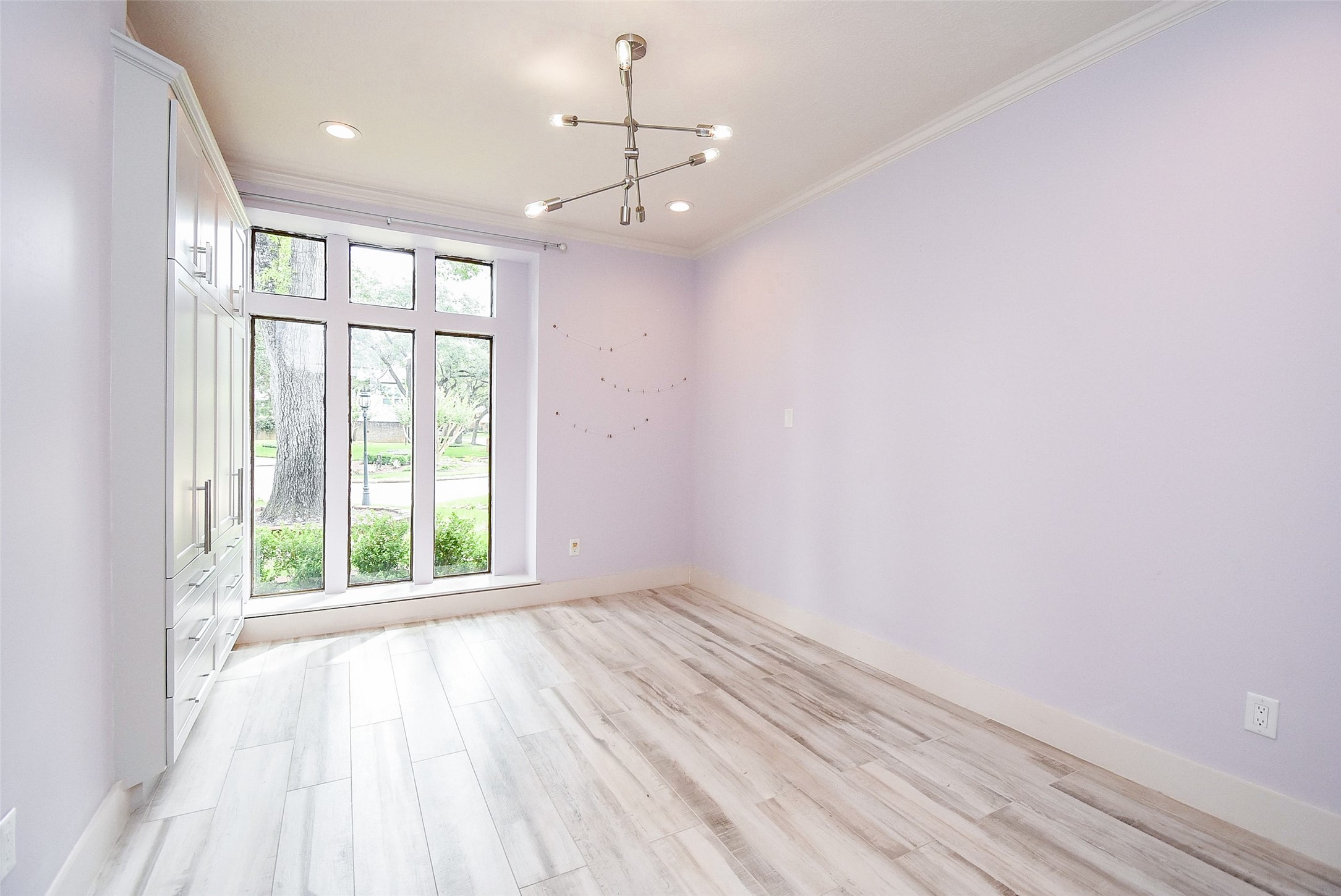 755 Last Arrow Drive Property Photo 23