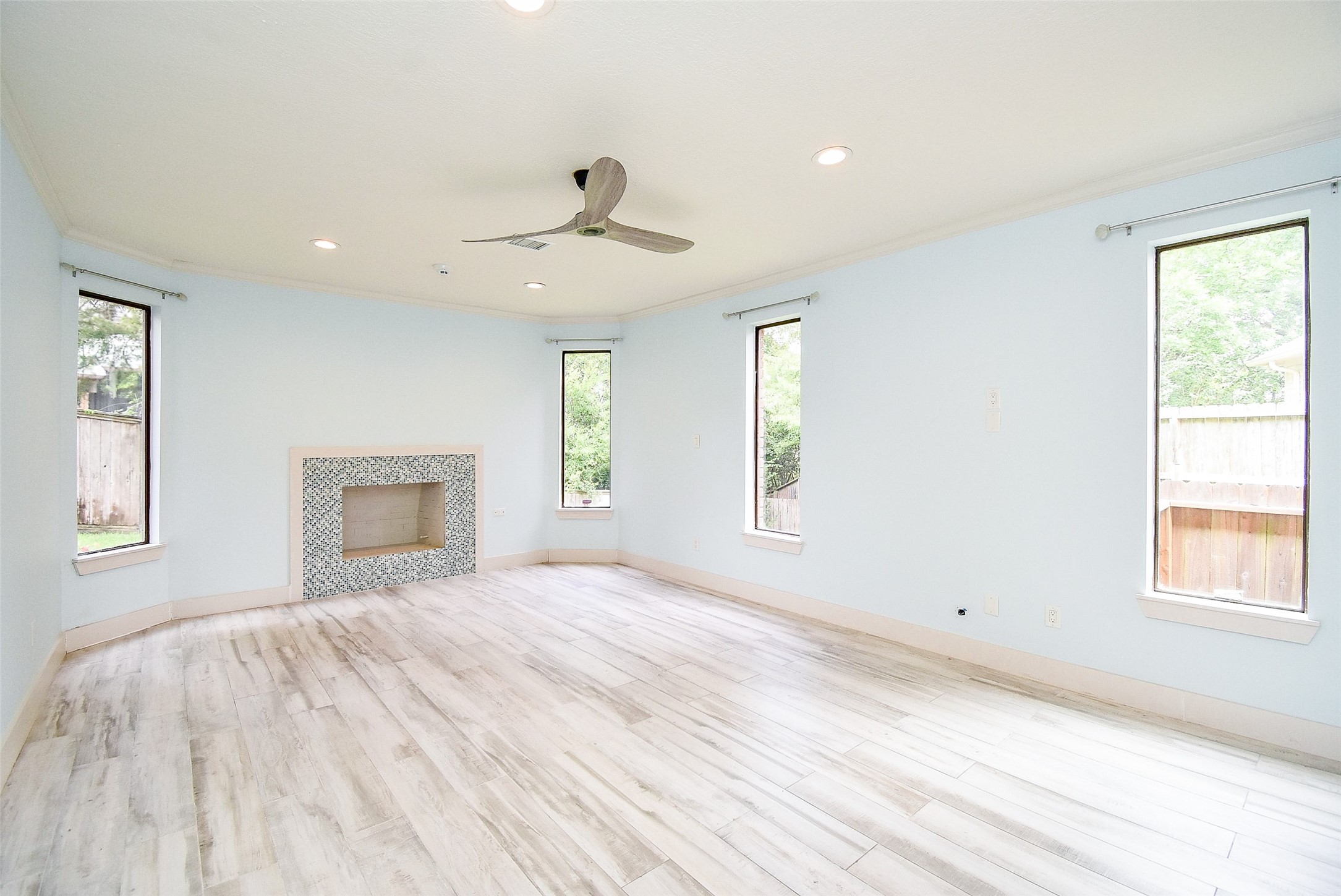 755 Last Arrow Drive Property Photo 25
