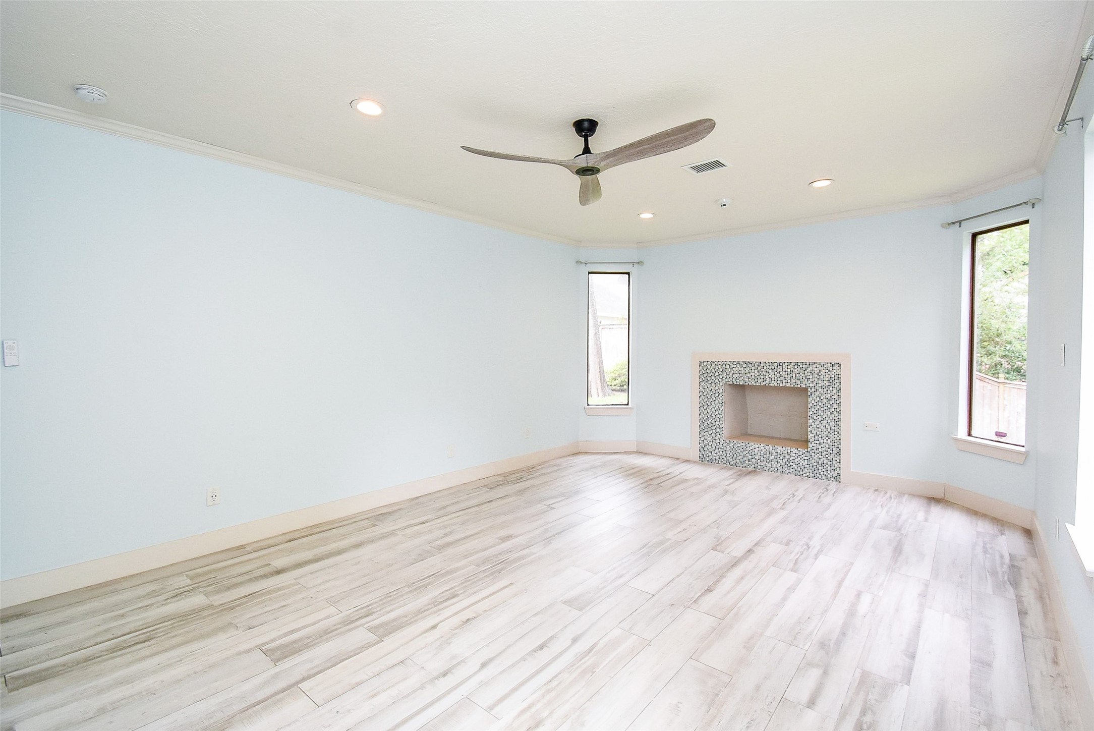 755 Last Arrow Drive Property Photo 26