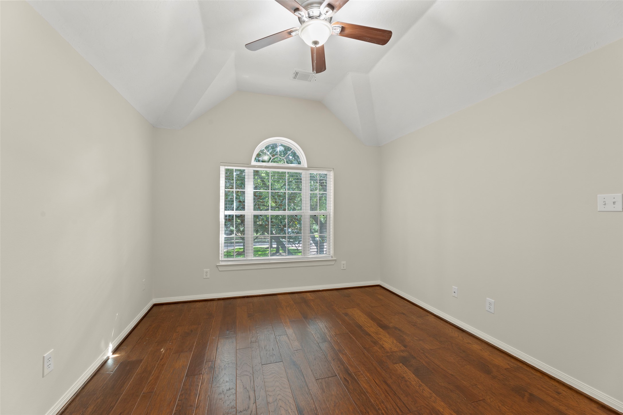 23723 Hawkins Creek Court Property Photo 17