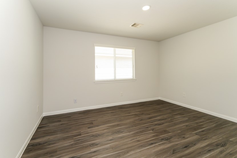 5571 Latta Plantation Drive Property Photo 11