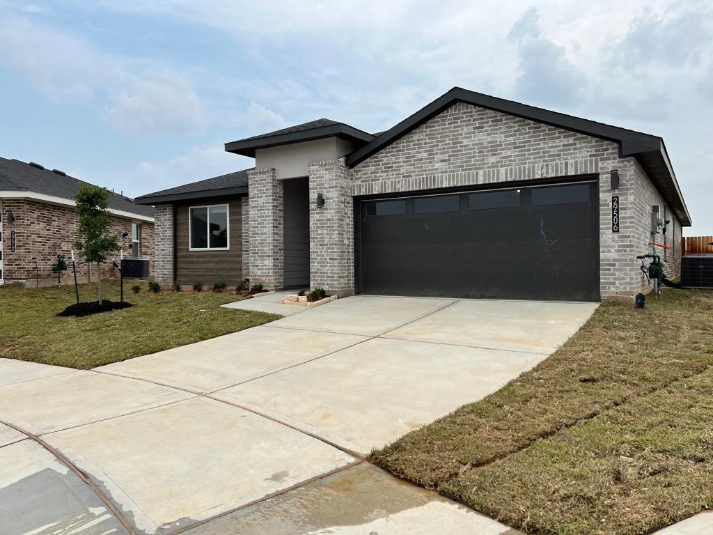 29506 Cayenne Circle Property Photo 1