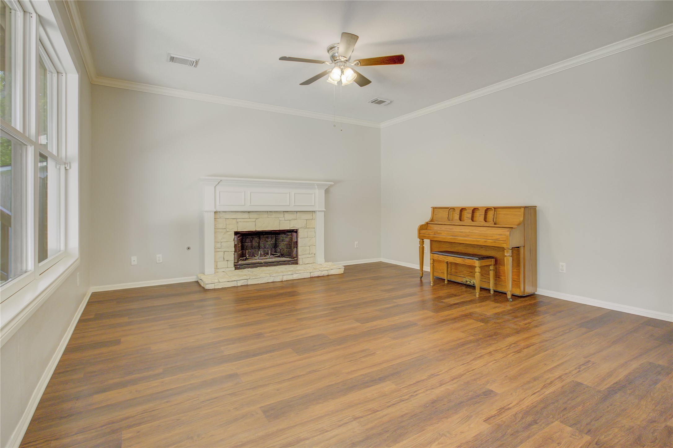 2826 Spring Lakes Property Photo 13