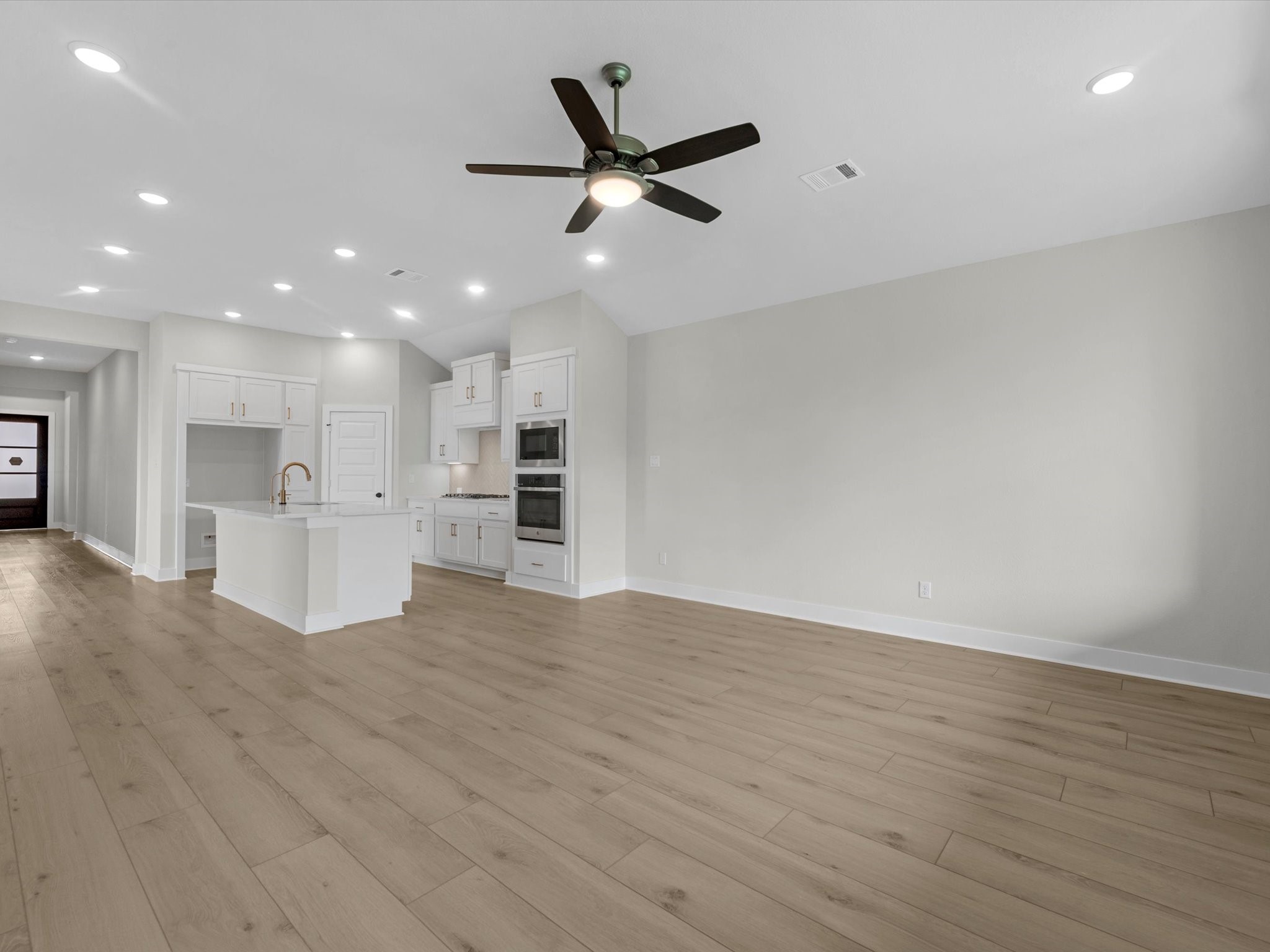 6929 Nubuck Drive Property Photo 6
