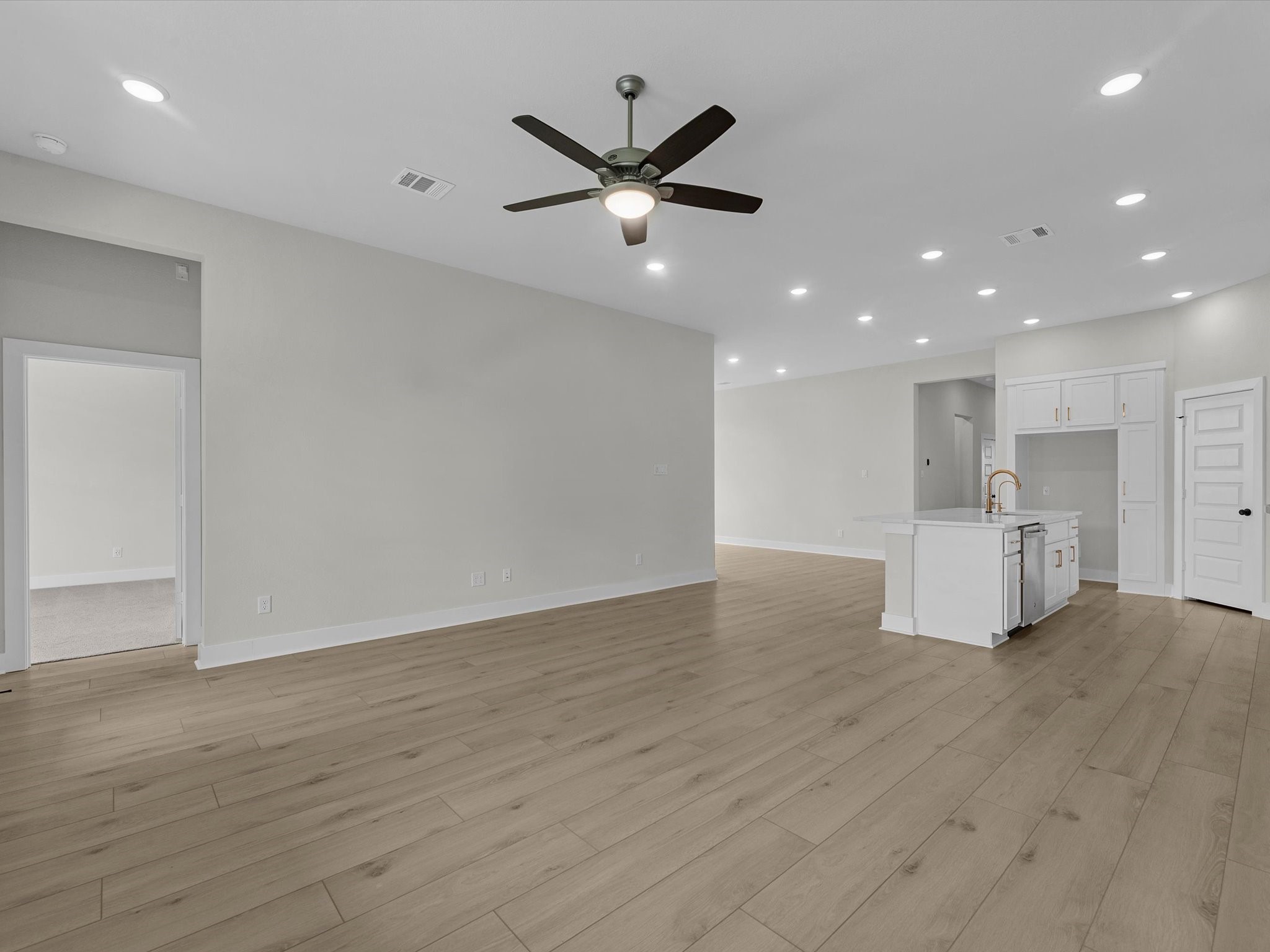 6929 Nubuck Drive Property Photo 7