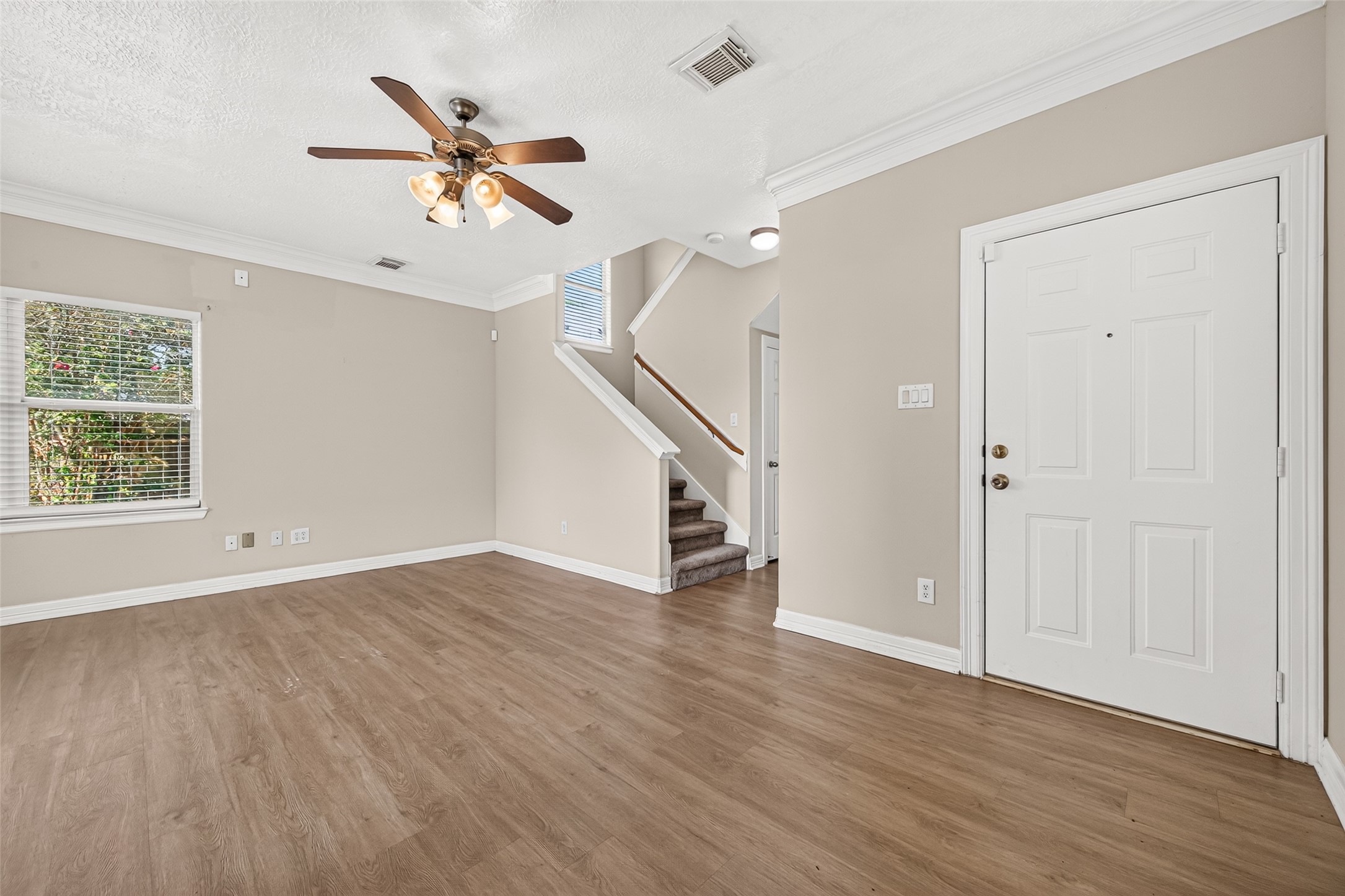 10355 Panther Point Drive Property Photo 7