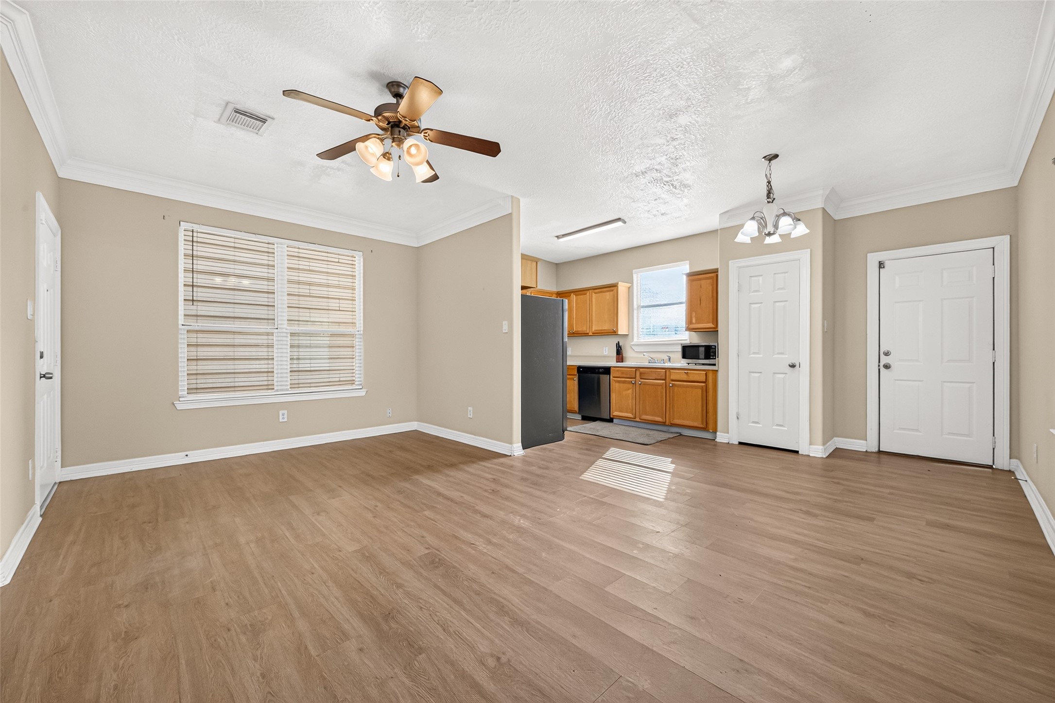 10355 Panther Point Drive Property Photo 9