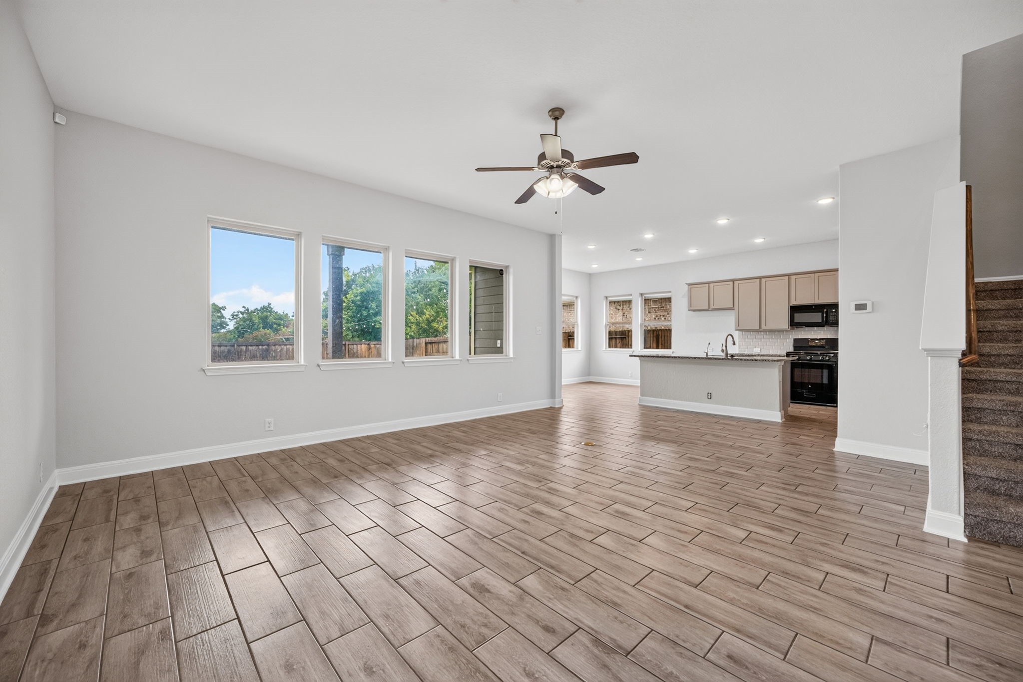 619 Wipper Property Photo 9