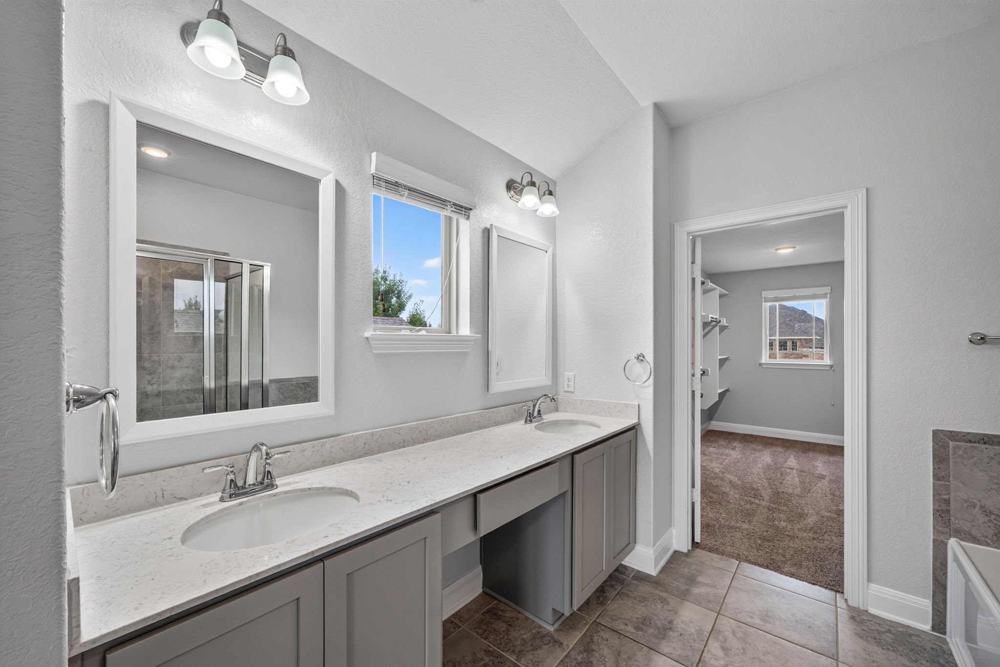 619 Wipper Property Photo 12