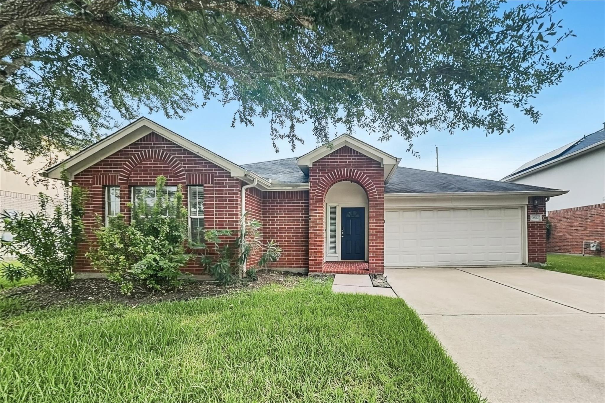 9812 Fair Brook Way, Pearland TX 77584 Property Photo 1