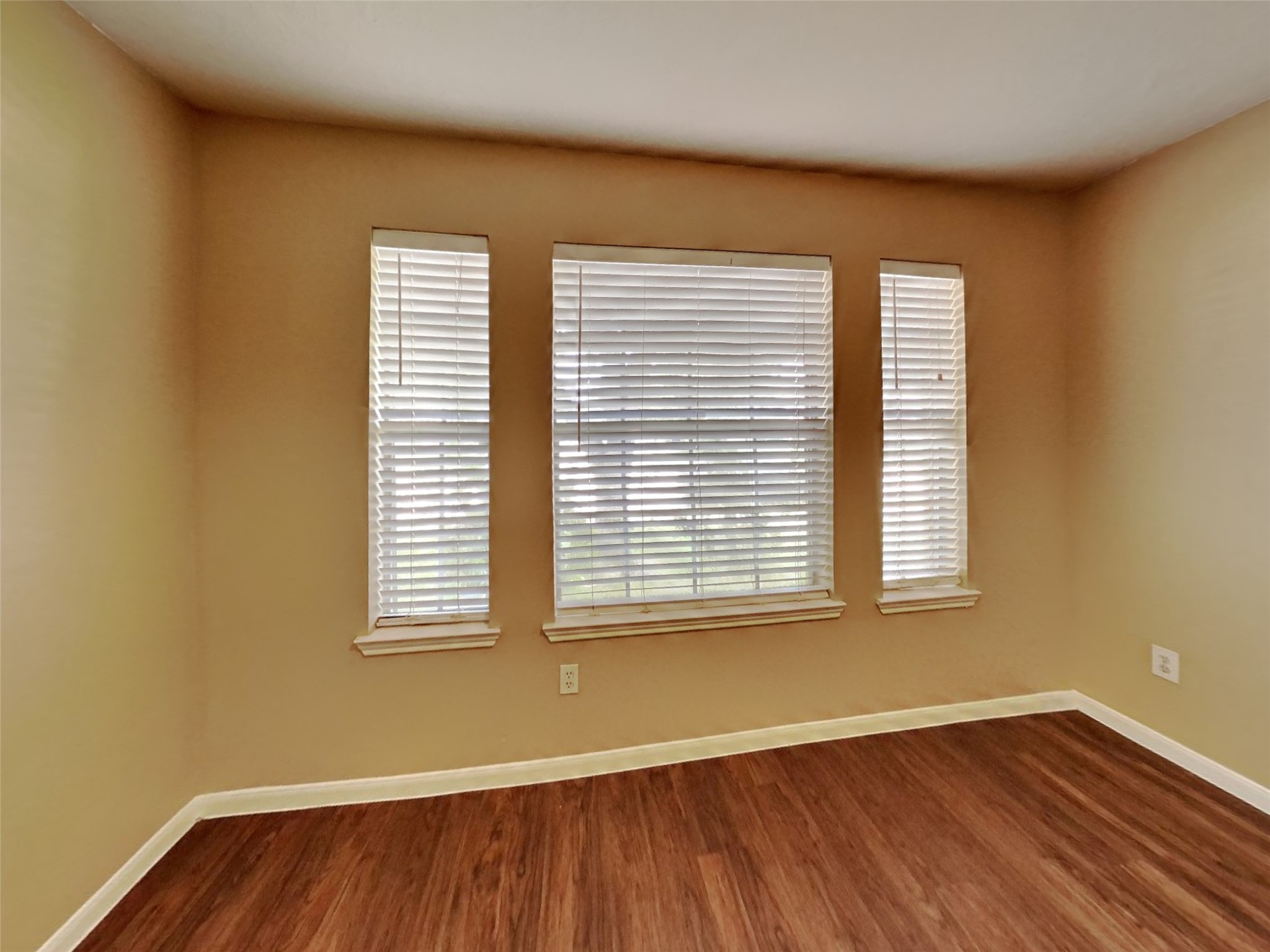 9812 Fair Brook Way Property Photo 12