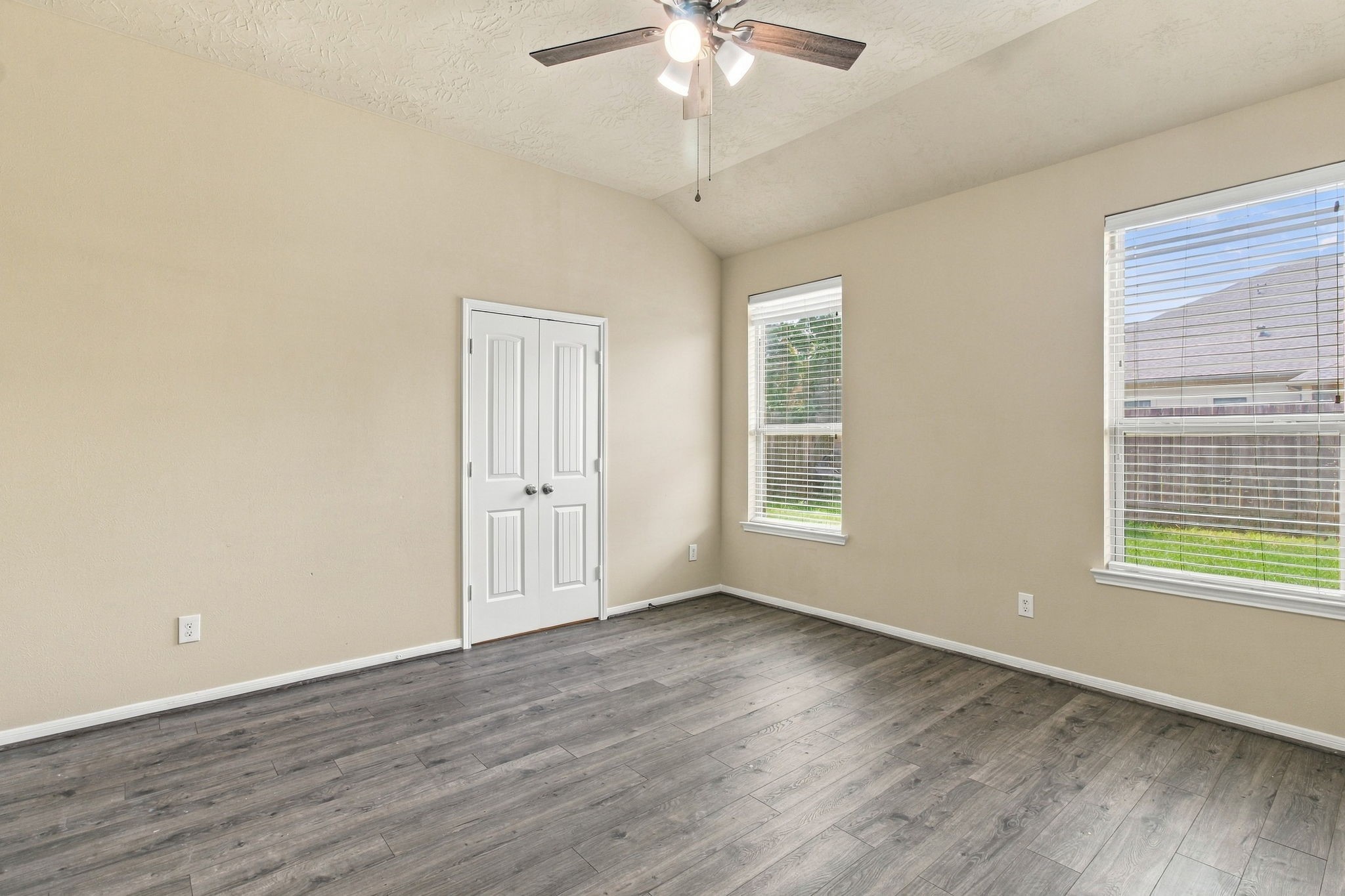 8117 E Pine Creek Bend Property Photo 14