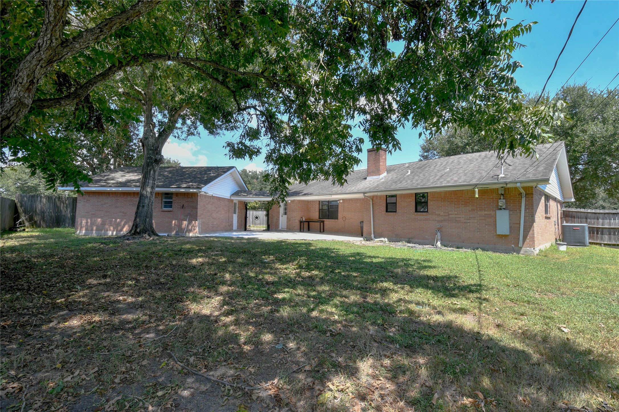 1126 Robert Street Property Photo 19