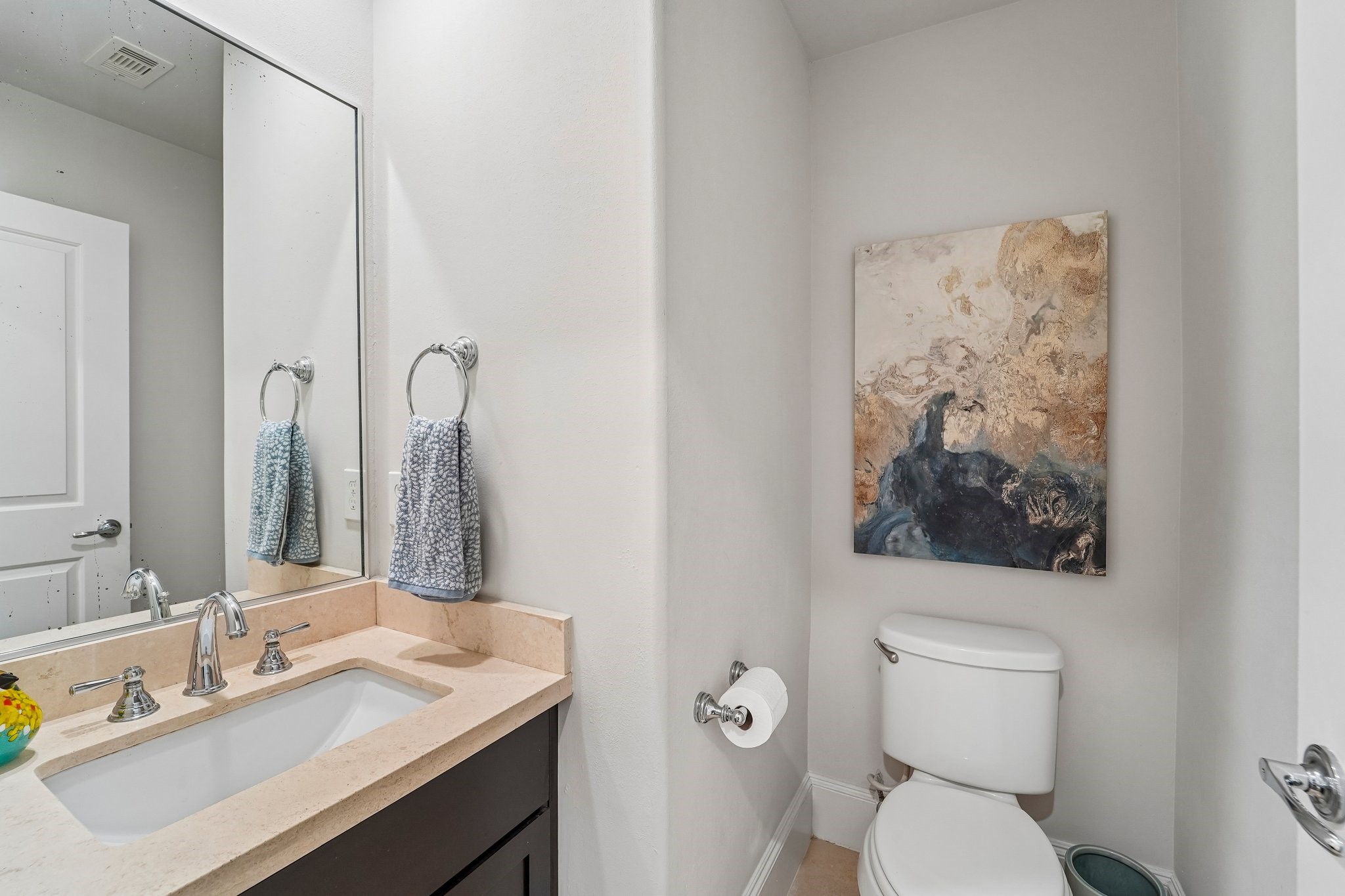 1010 W 24th Street O Property Photo 11