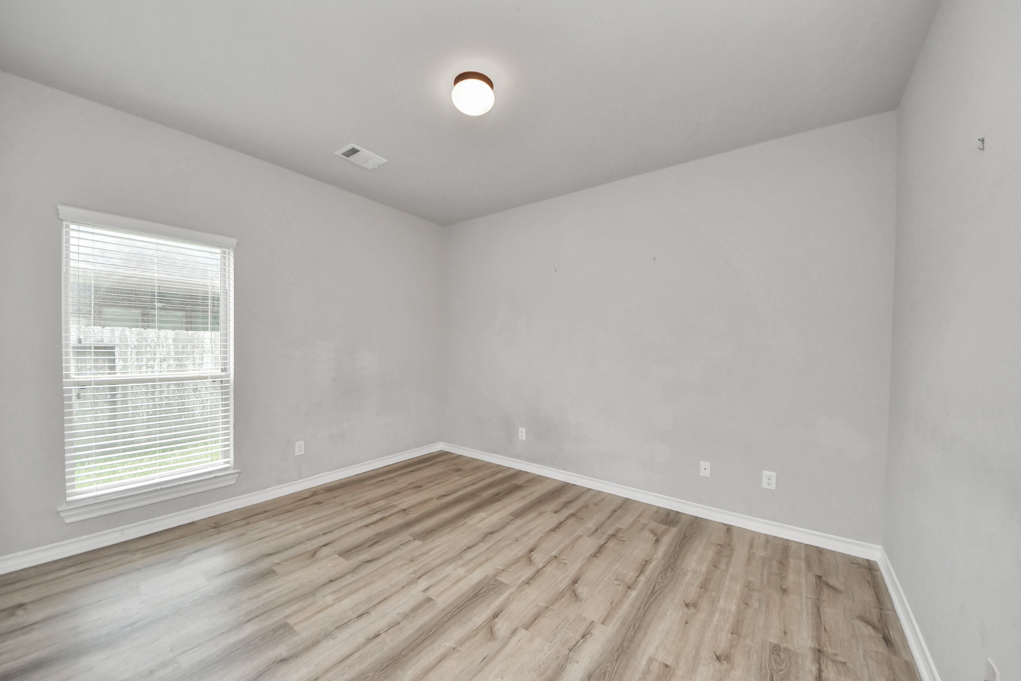 2310 Brett Court Property Photo 11