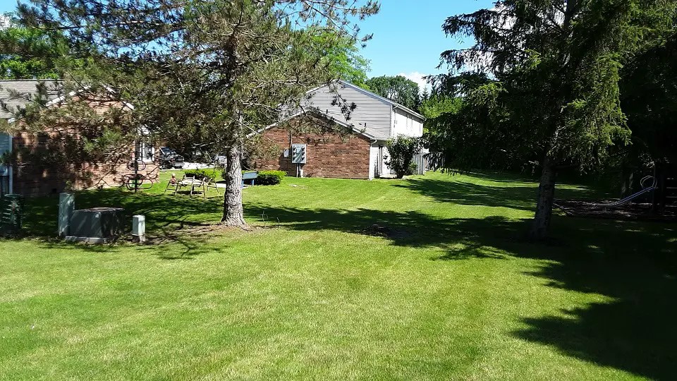 735-739 Main St Property Photo 6