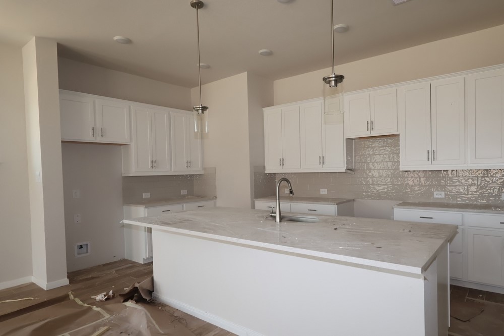 16418 Switchgrass Grove Lane Property Photo 9