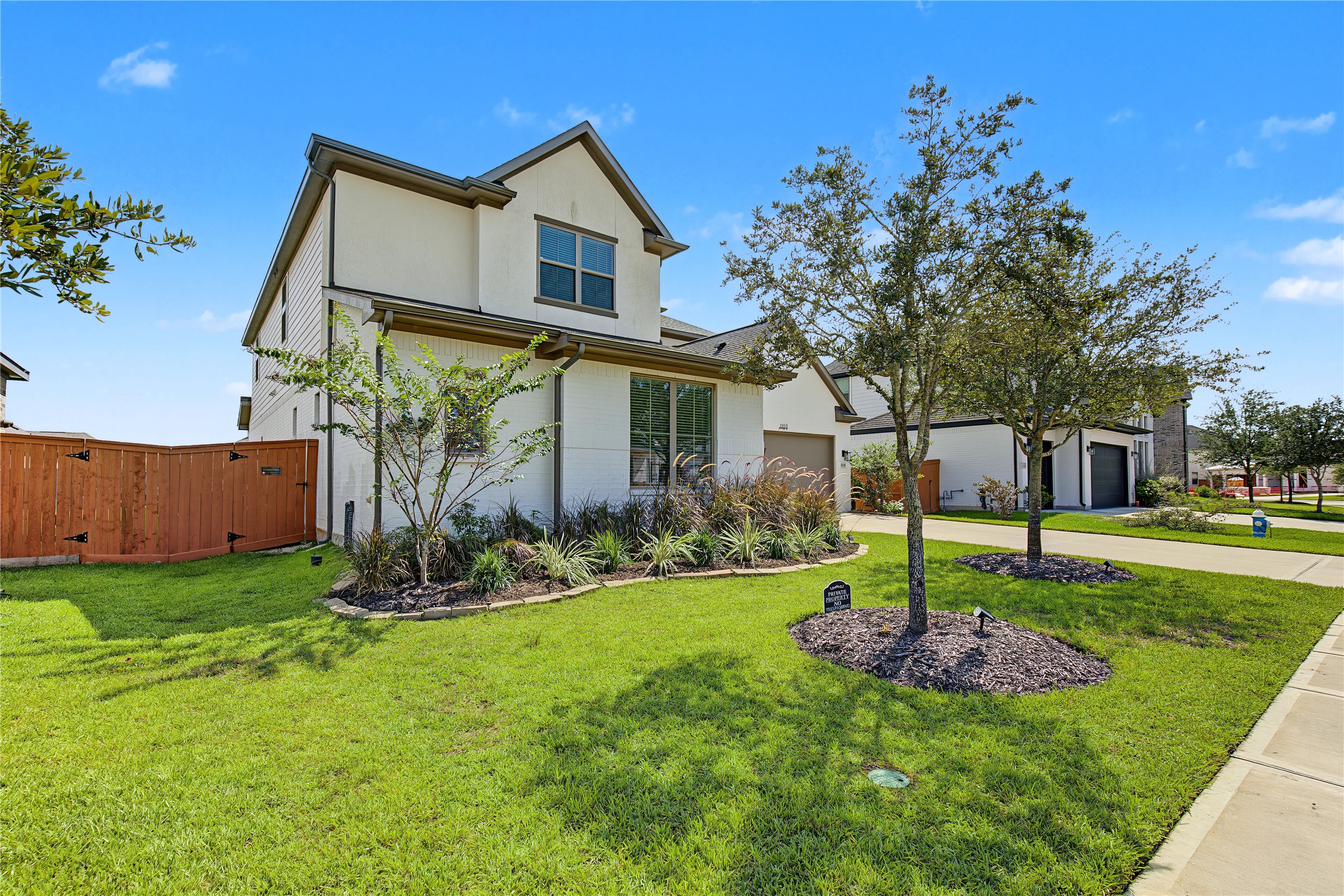 8630 Blue Coral Drive Property Photo 2