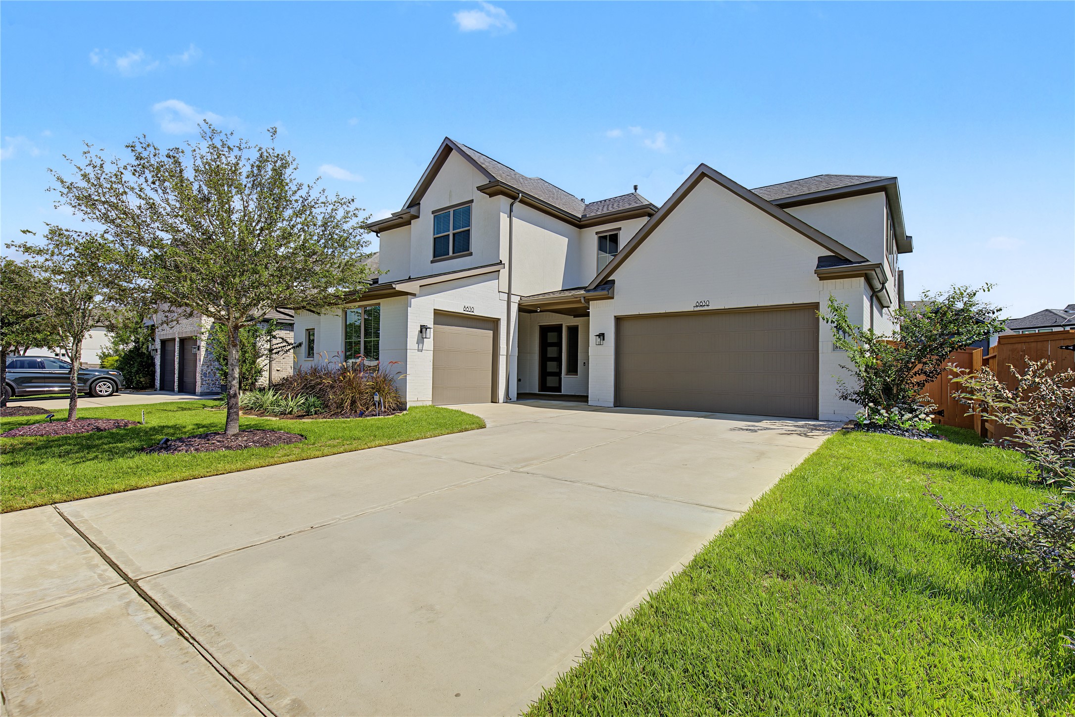 8630 Blue Coral Drive Property Photo 3