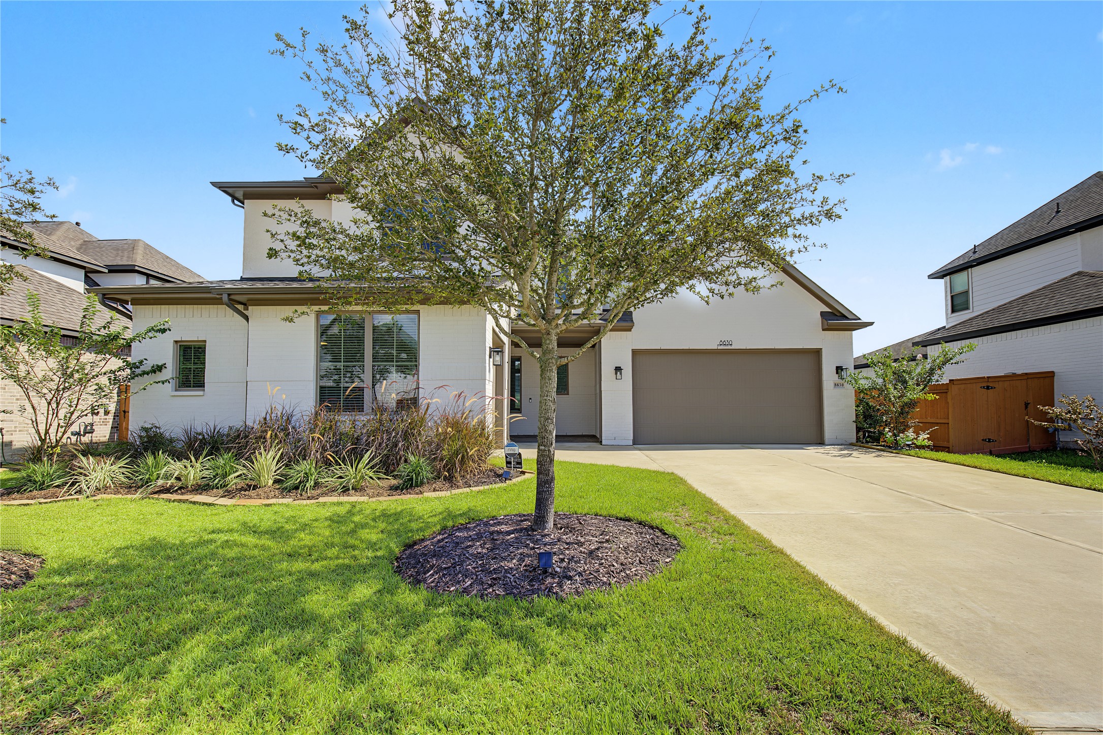8630 Blue Coral Drive Property Photo 4
