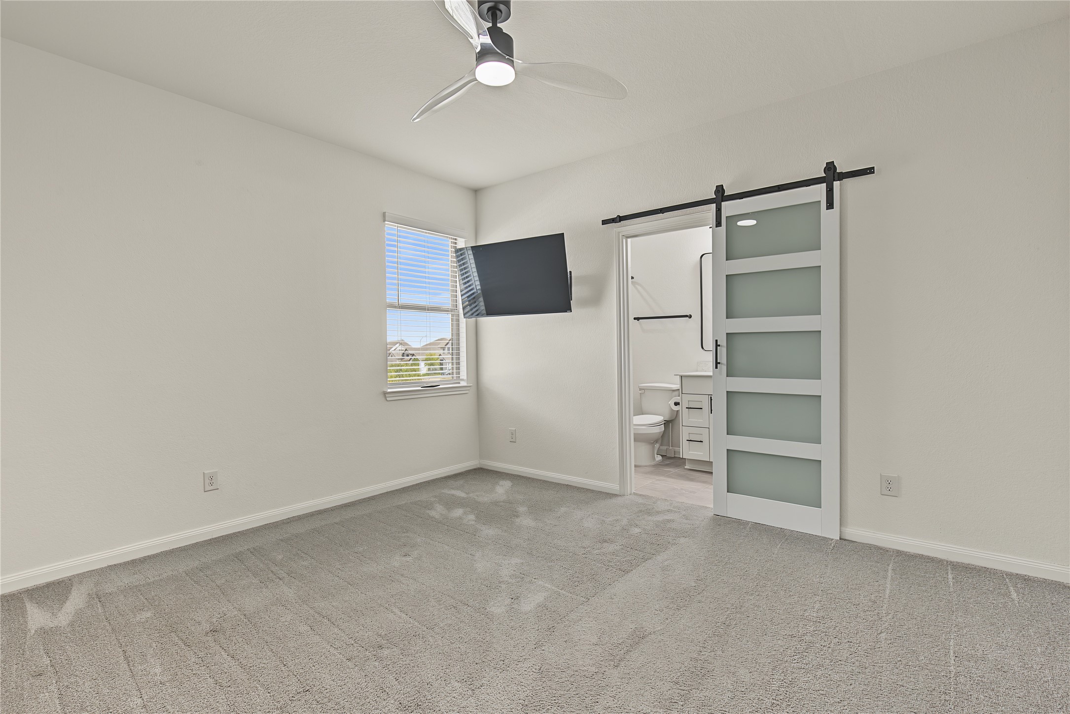 8630 Blue Coral Drive Property Photo 30