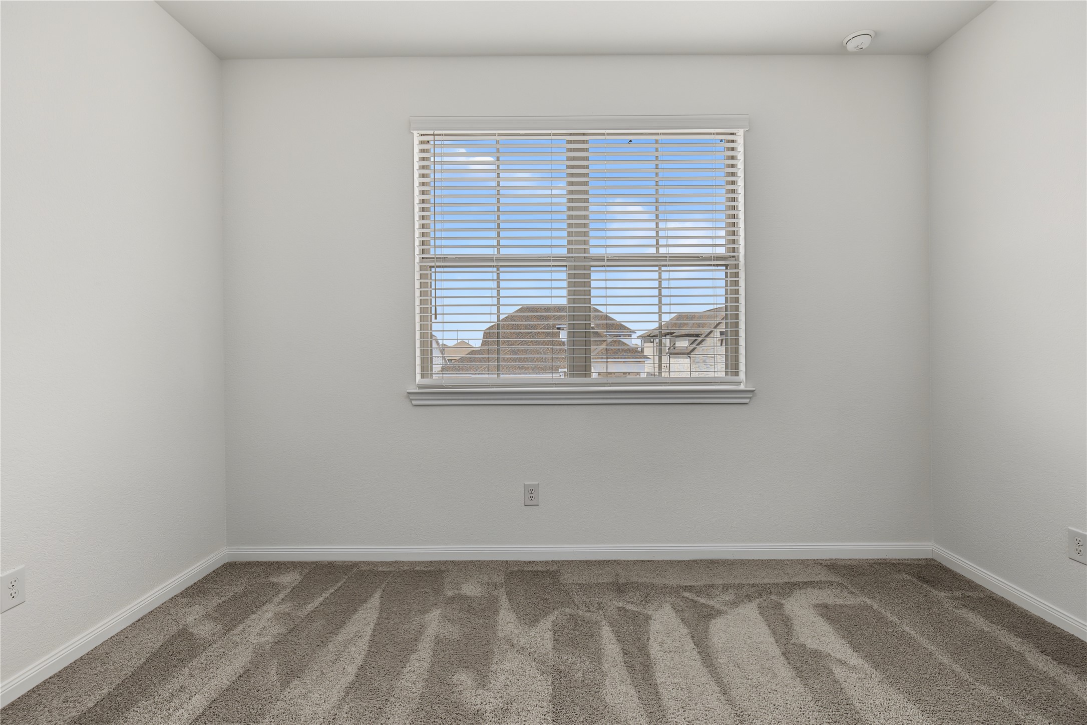 8630 Blue Coral Drive Property Photo 34