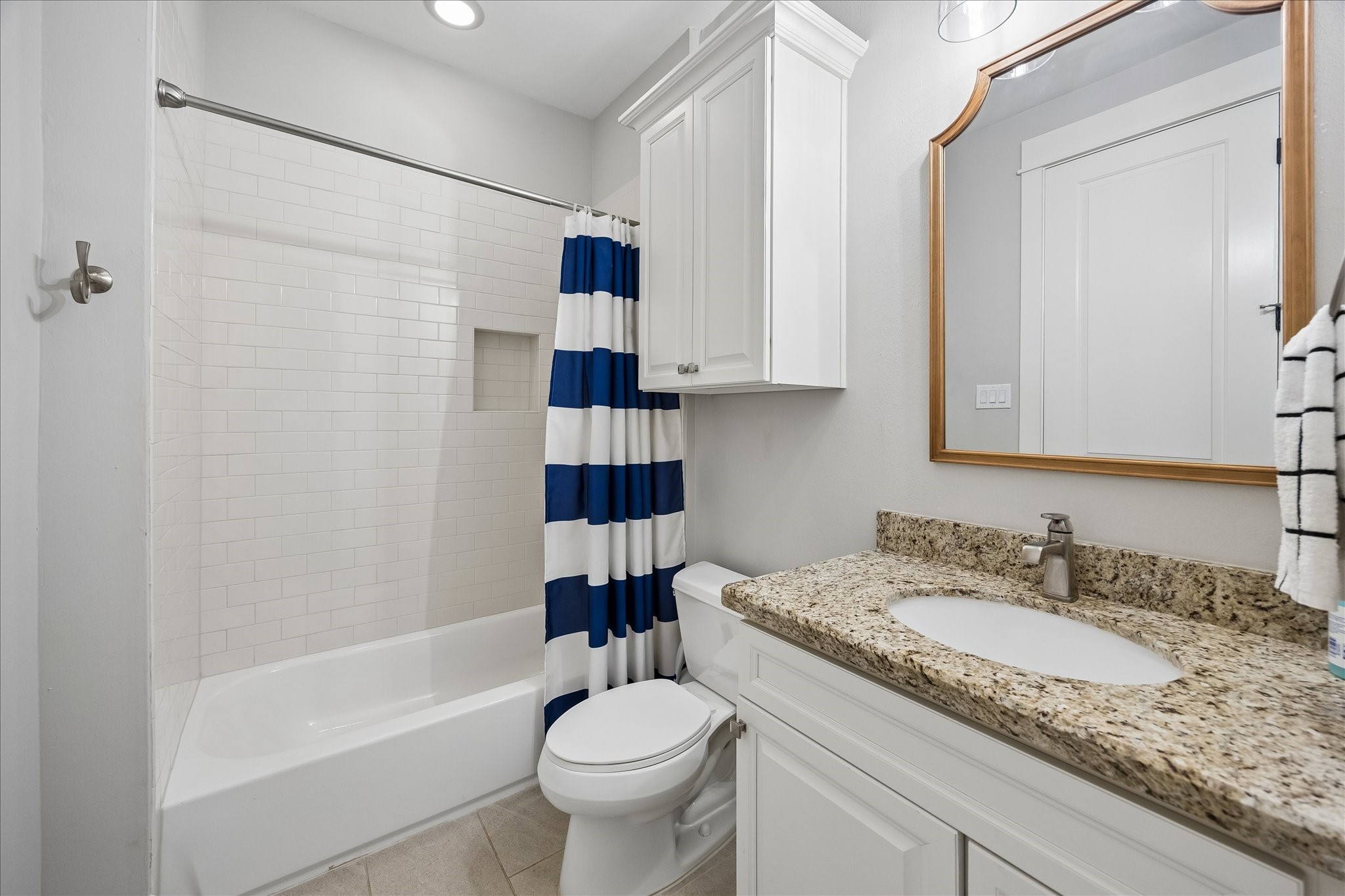 2915 Hicks Street Property Photo 5