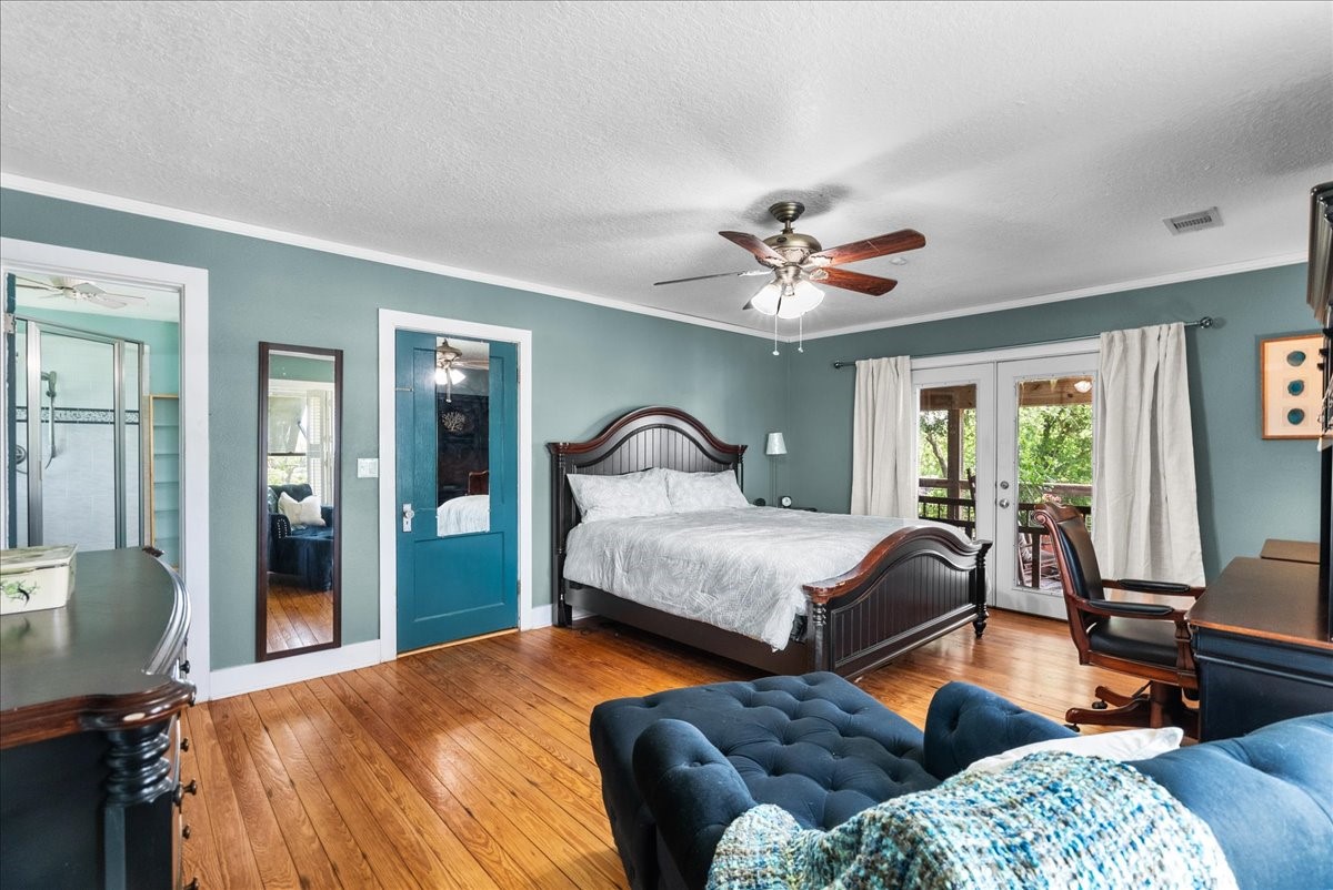 939 17th Street Property Photo 11