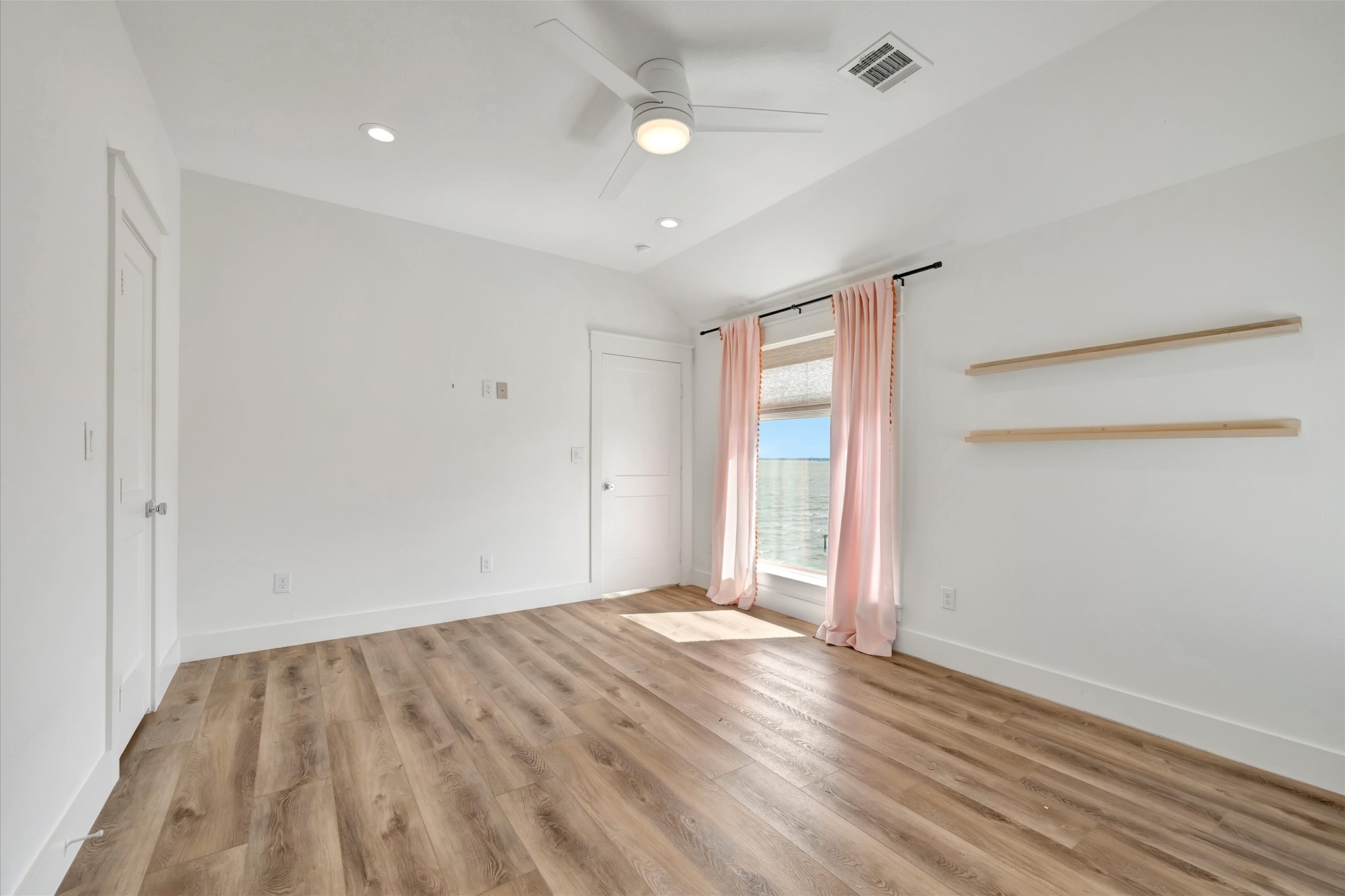 1800 Todville Road Property Photo 37