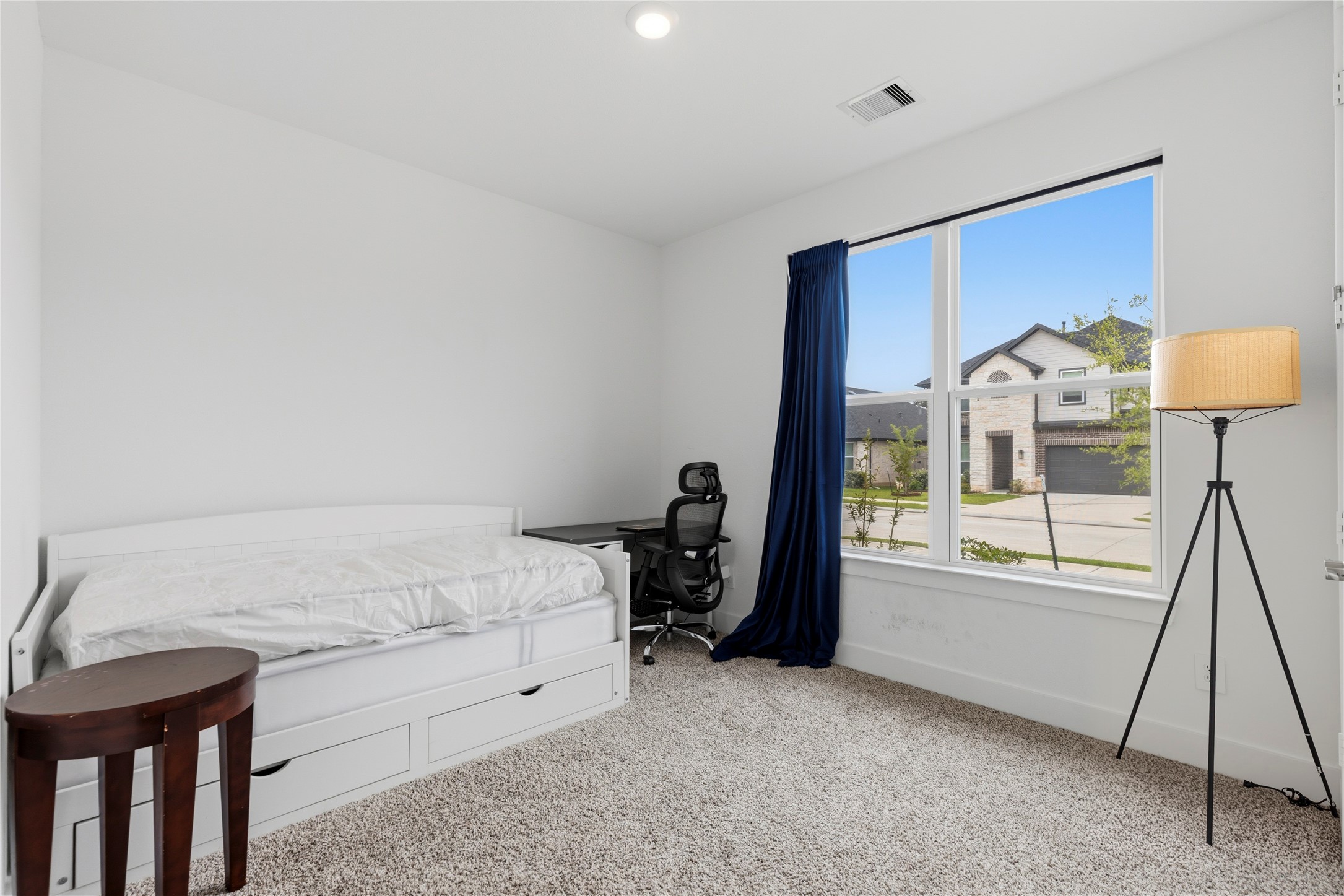 318 Springfield Terrace Drive Property Photo 8