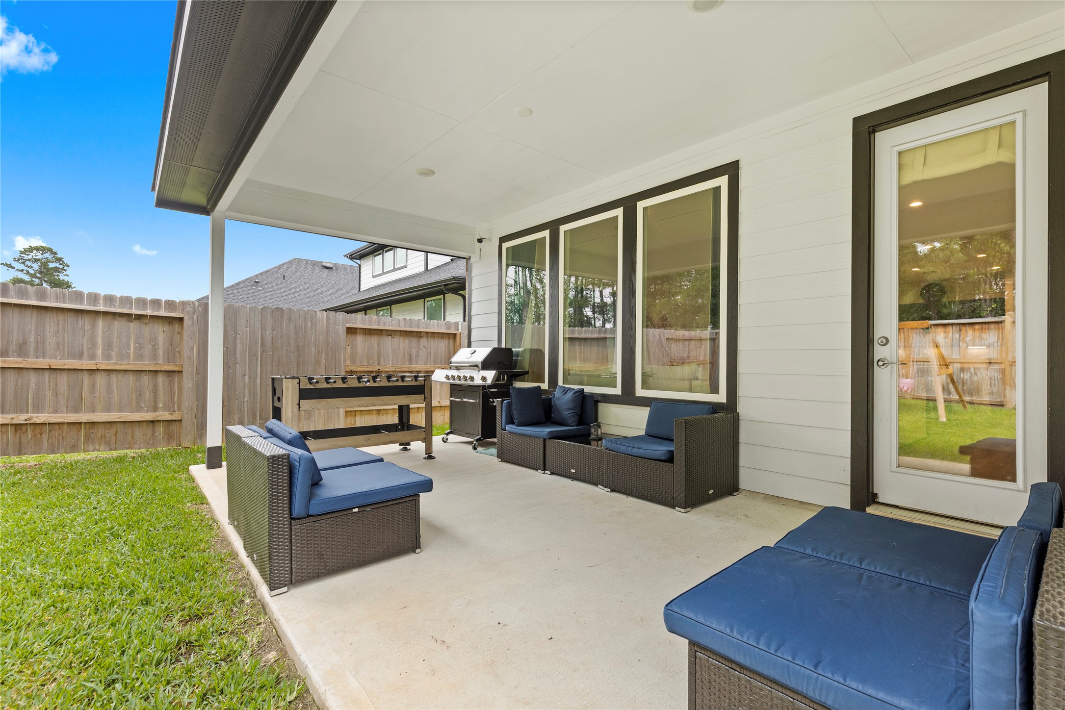 318 Springfield Terrace Drive Property Photo 28