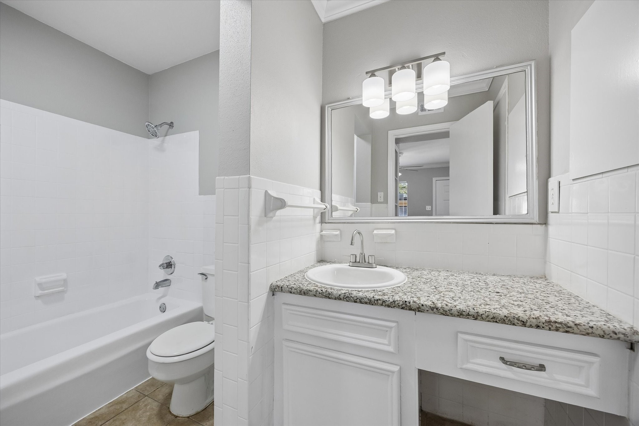 201 Emerson Street 10 Property Photo 10