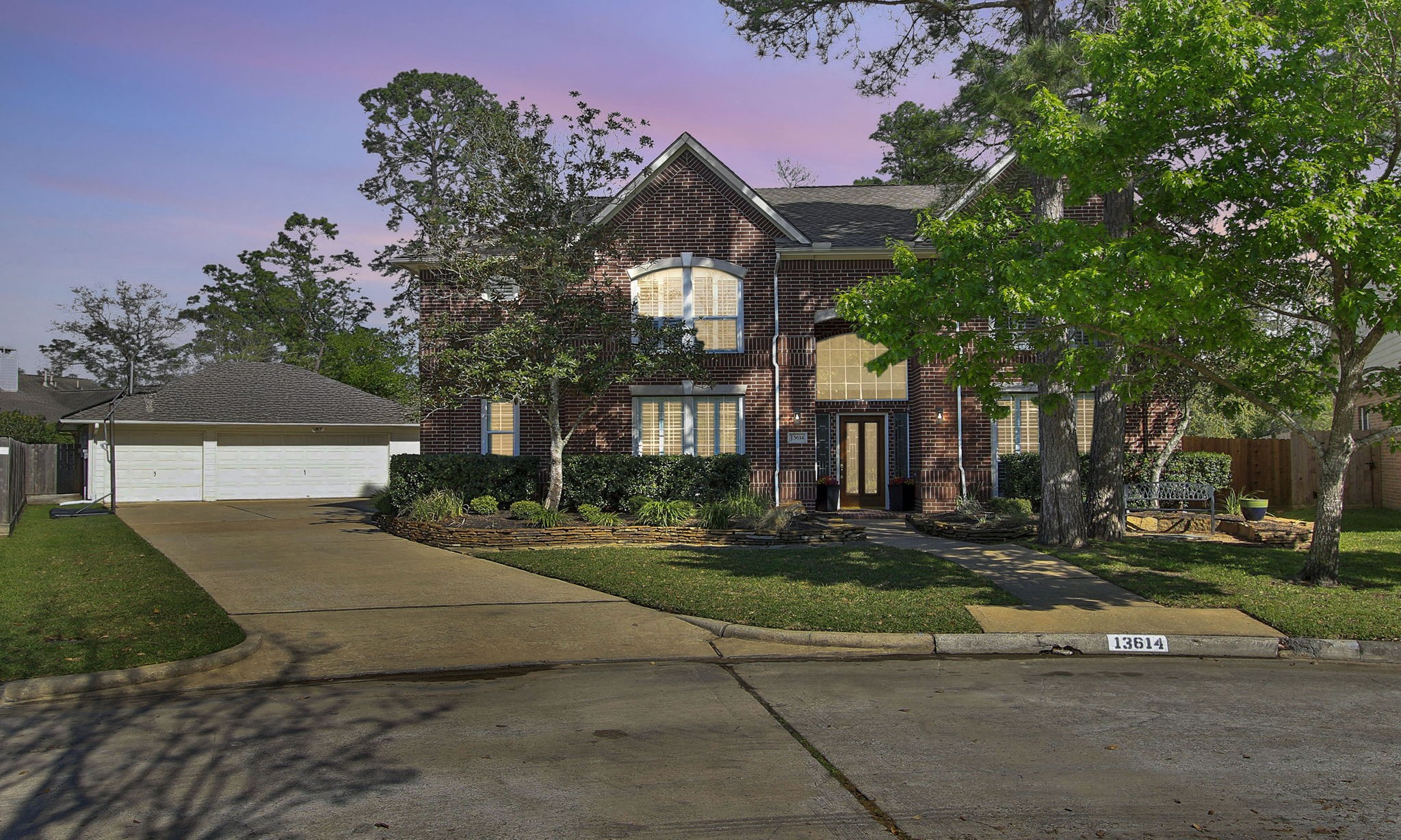13614 Cardinal Cove Court Property Photo 1