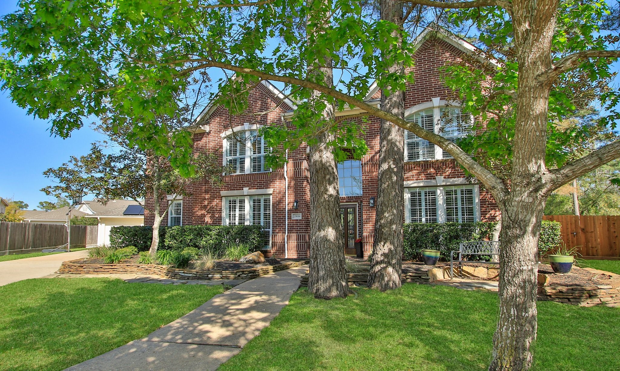 13614 Cardinal Cove Court Property Photo 4