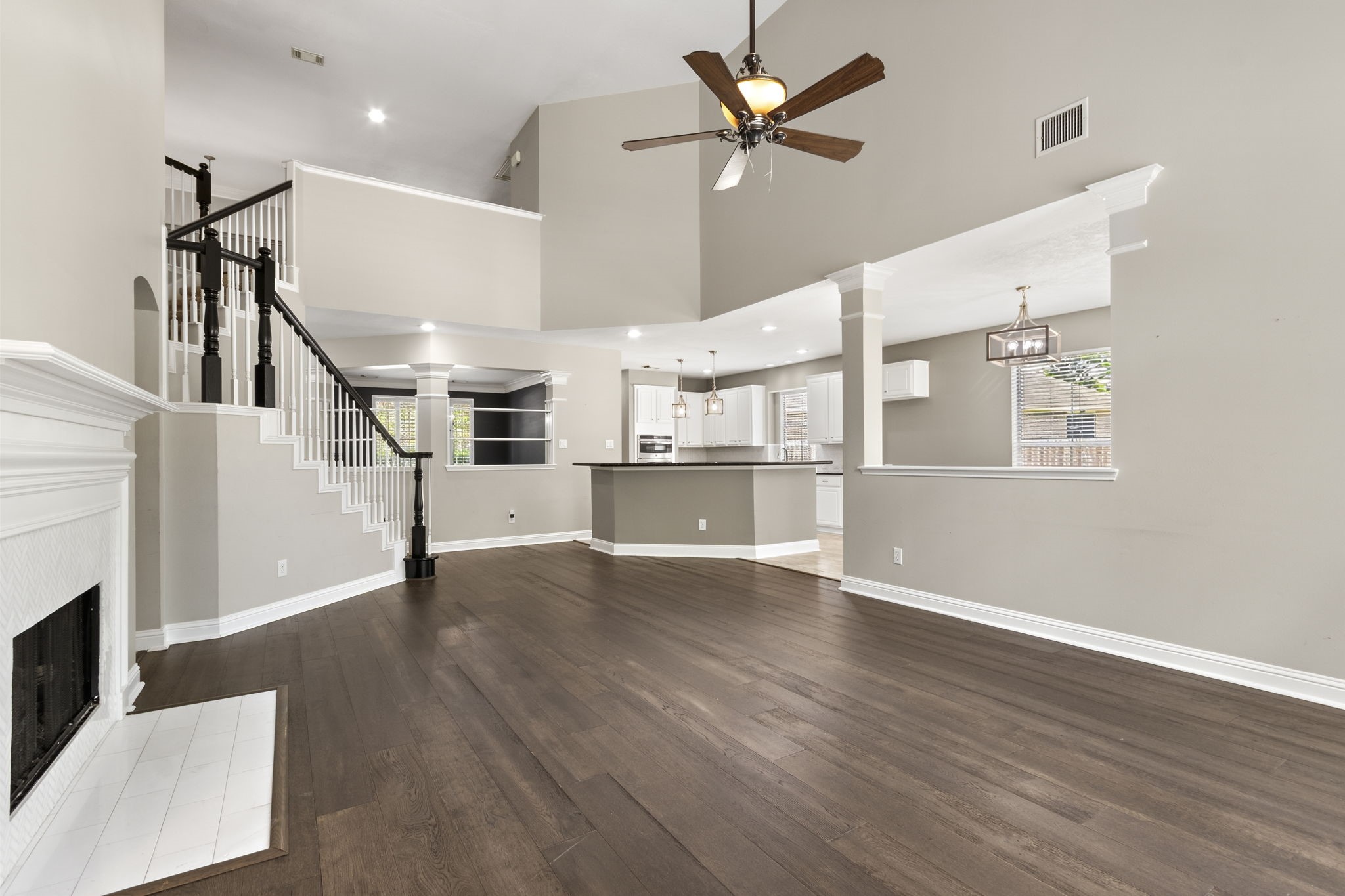 13614 Cardinal Cove Court Property Photo 12