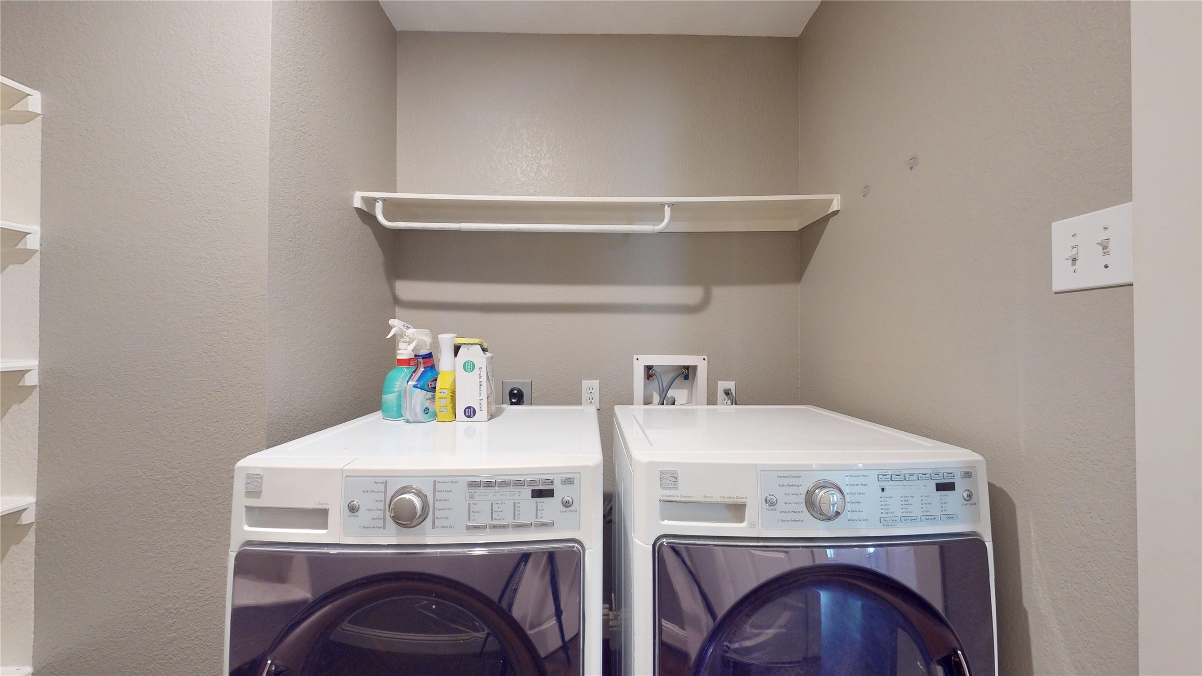 7918 Tupper Bend Court Property Photo 19