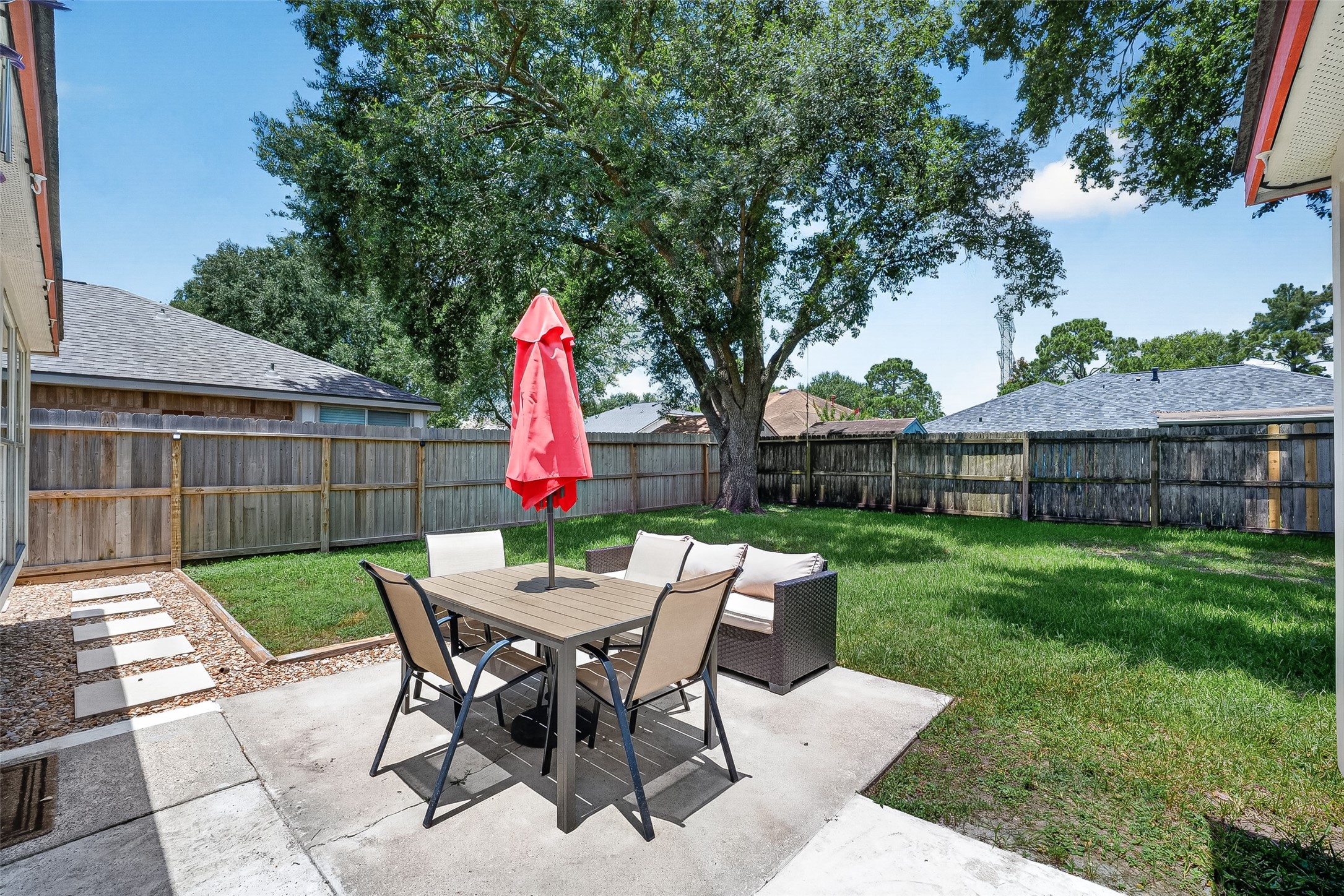 2124 Bennigan Street Property Photo 23