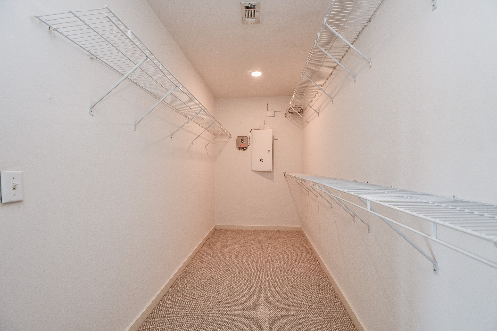 824 Robin Street Property Photo 20