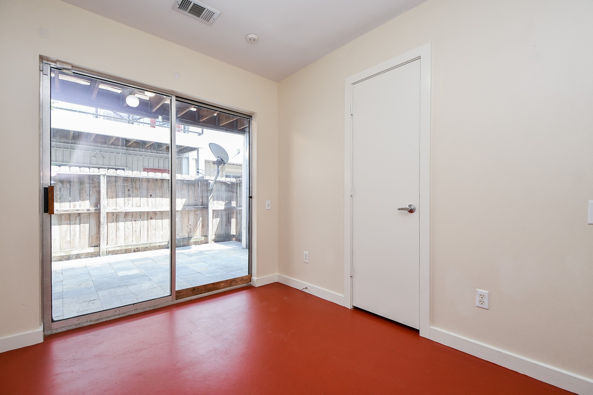 824 Robin Street Property Photo 23