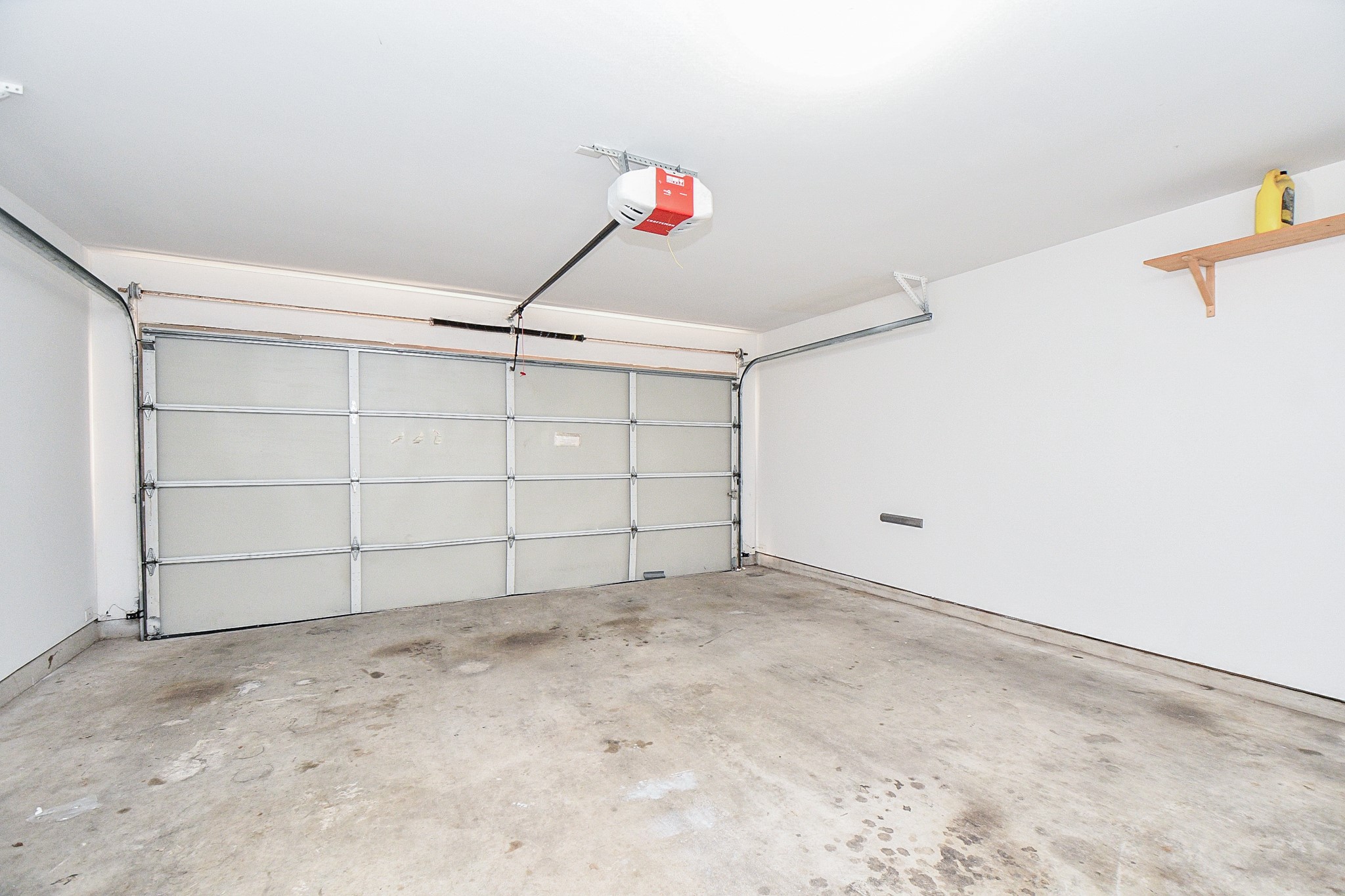 824 Robin Street Property Photo 32