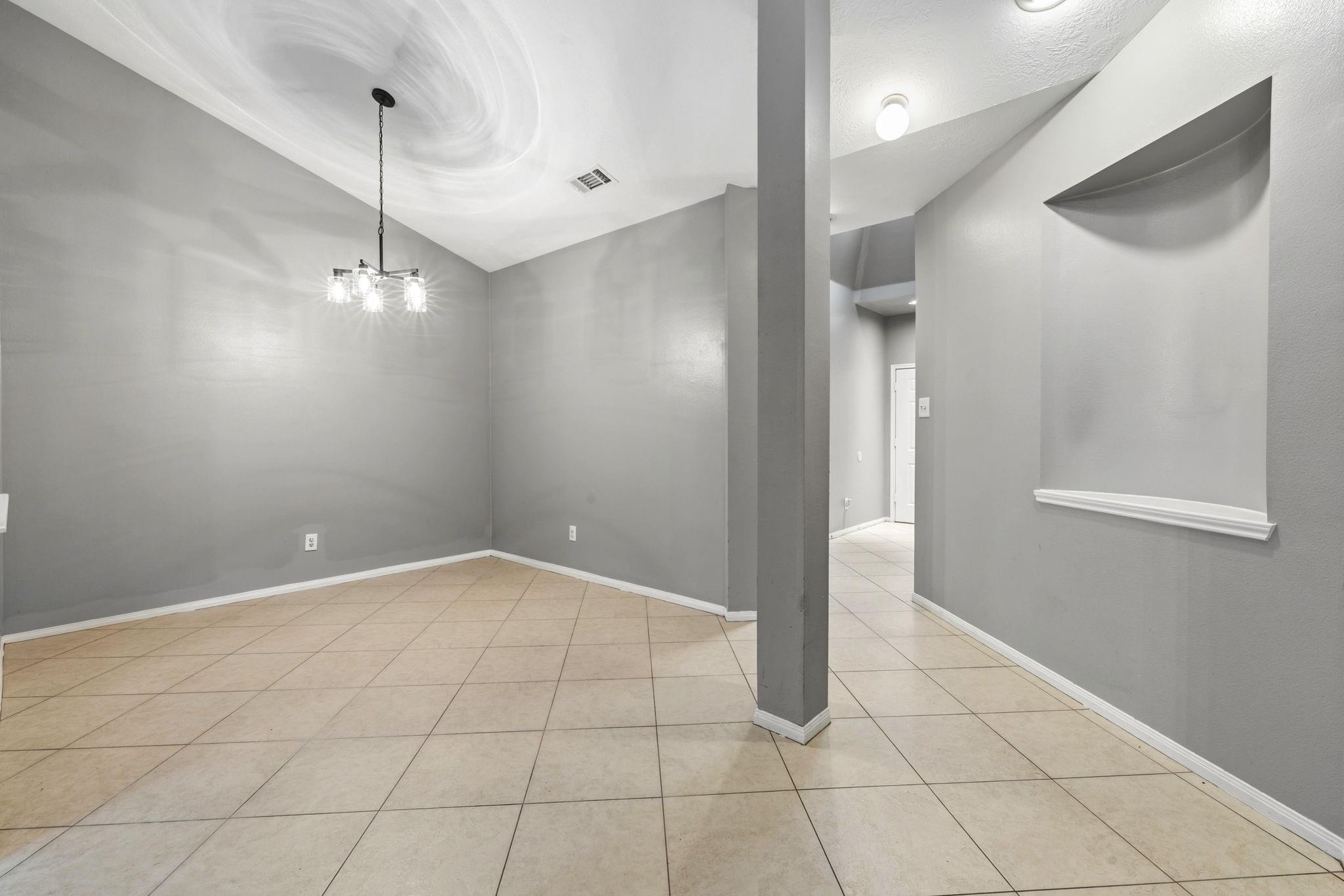 18403 Maple Mill Drive Property Photo 22