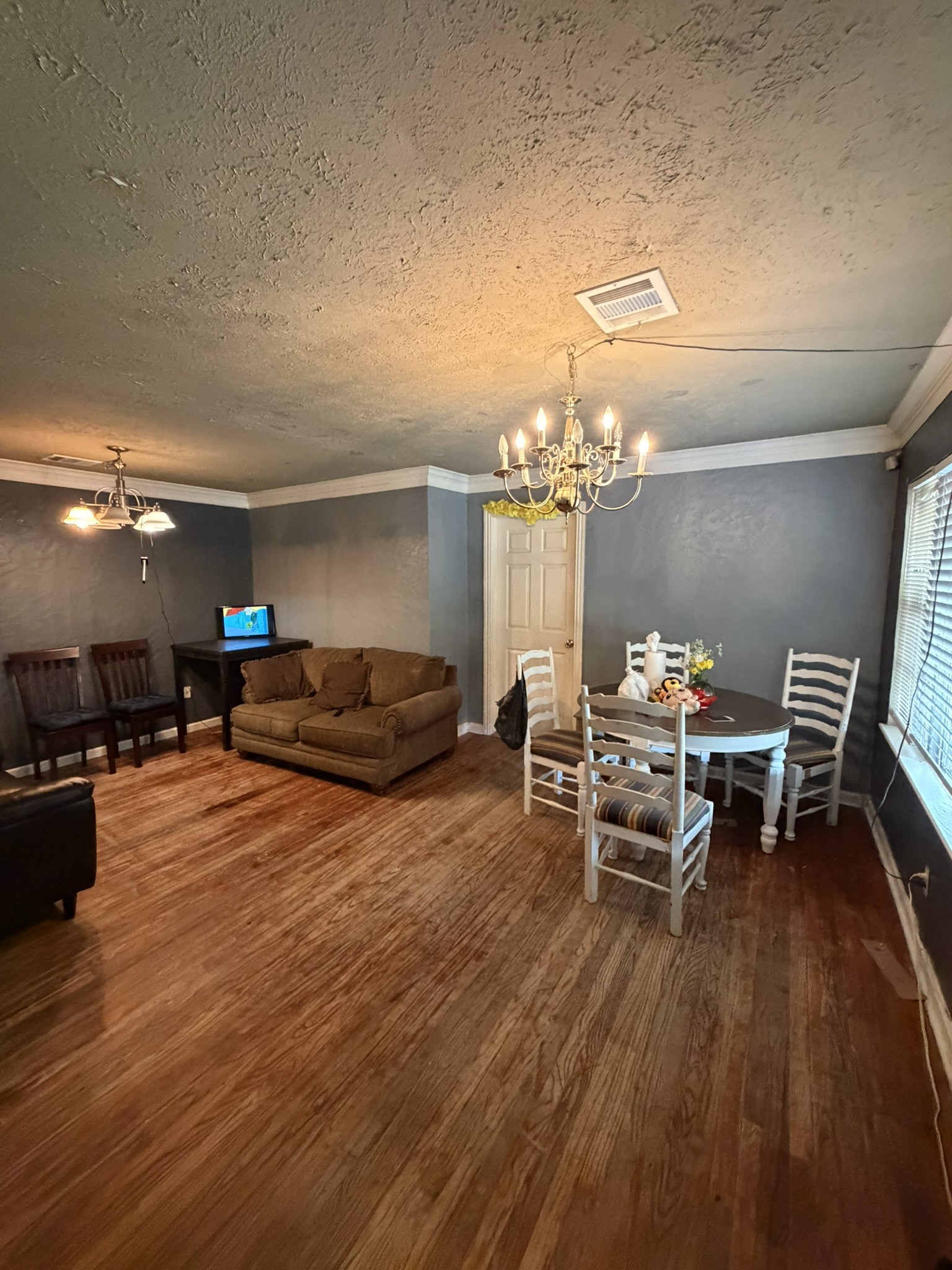 247 Hohldale Street Property Photo 4