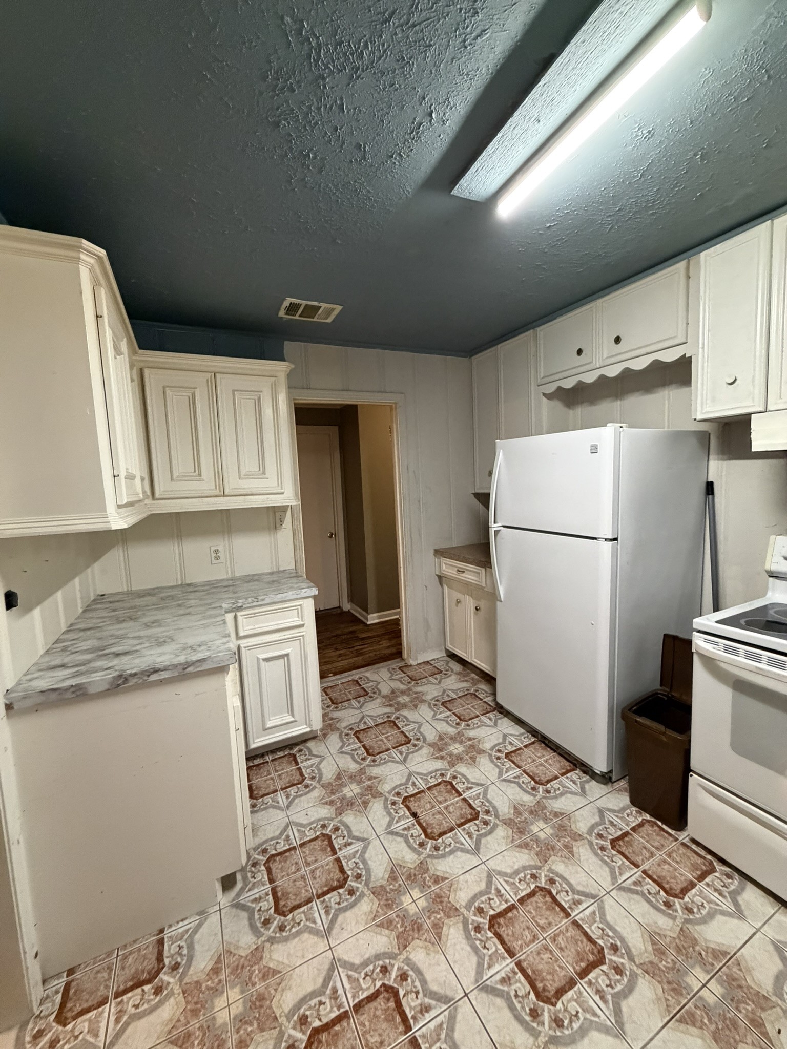 247 Hohldale Street Property Photo 9