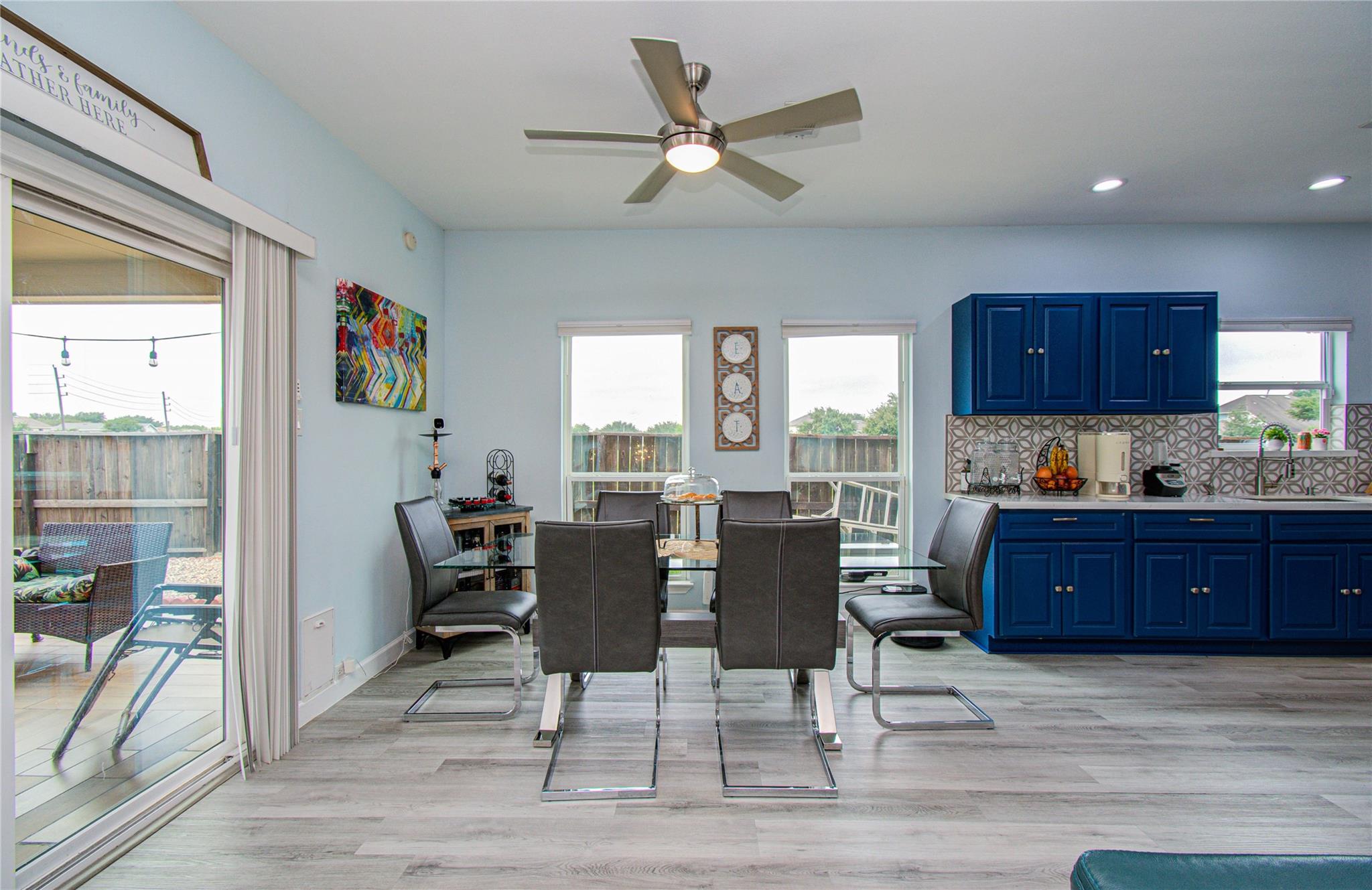 7231 Haven Creek Drive Property Photo 12