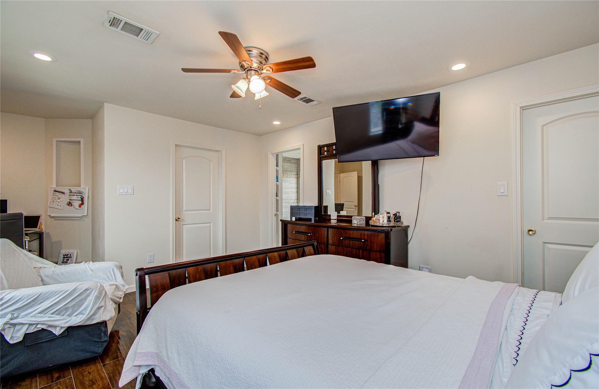7231 Haven Creek Drive Property Photo 30