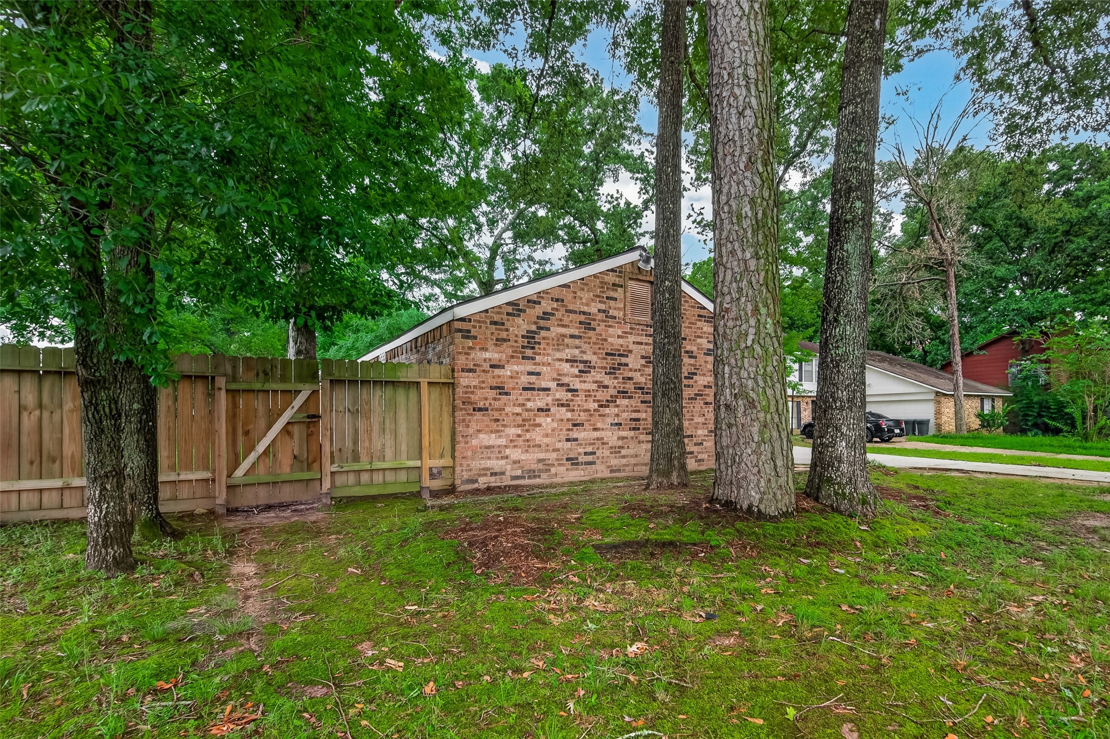 3230 Brookgreen Drive Property Photo 3