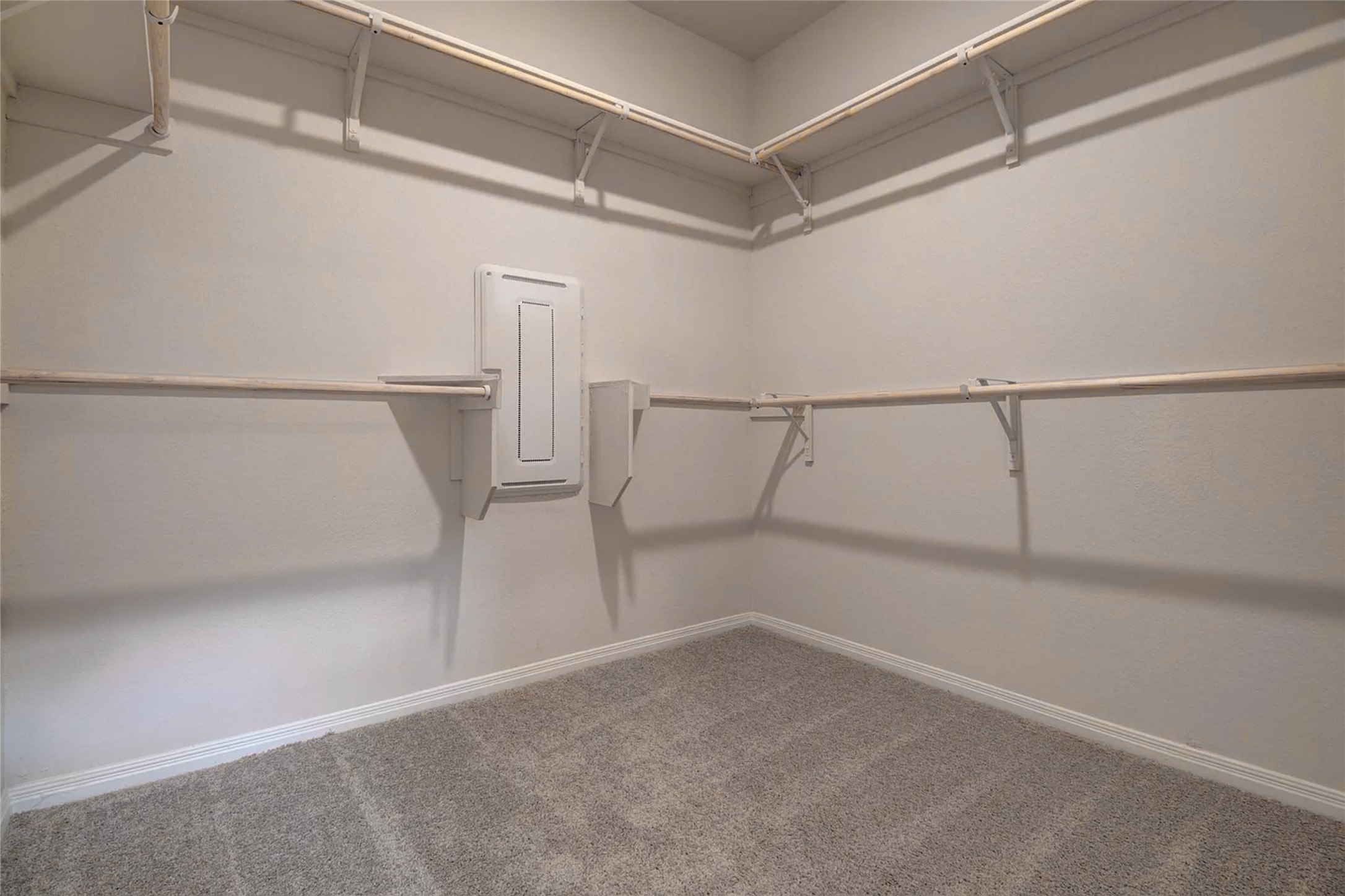 228 Sunniberg Loop Property Photo 13