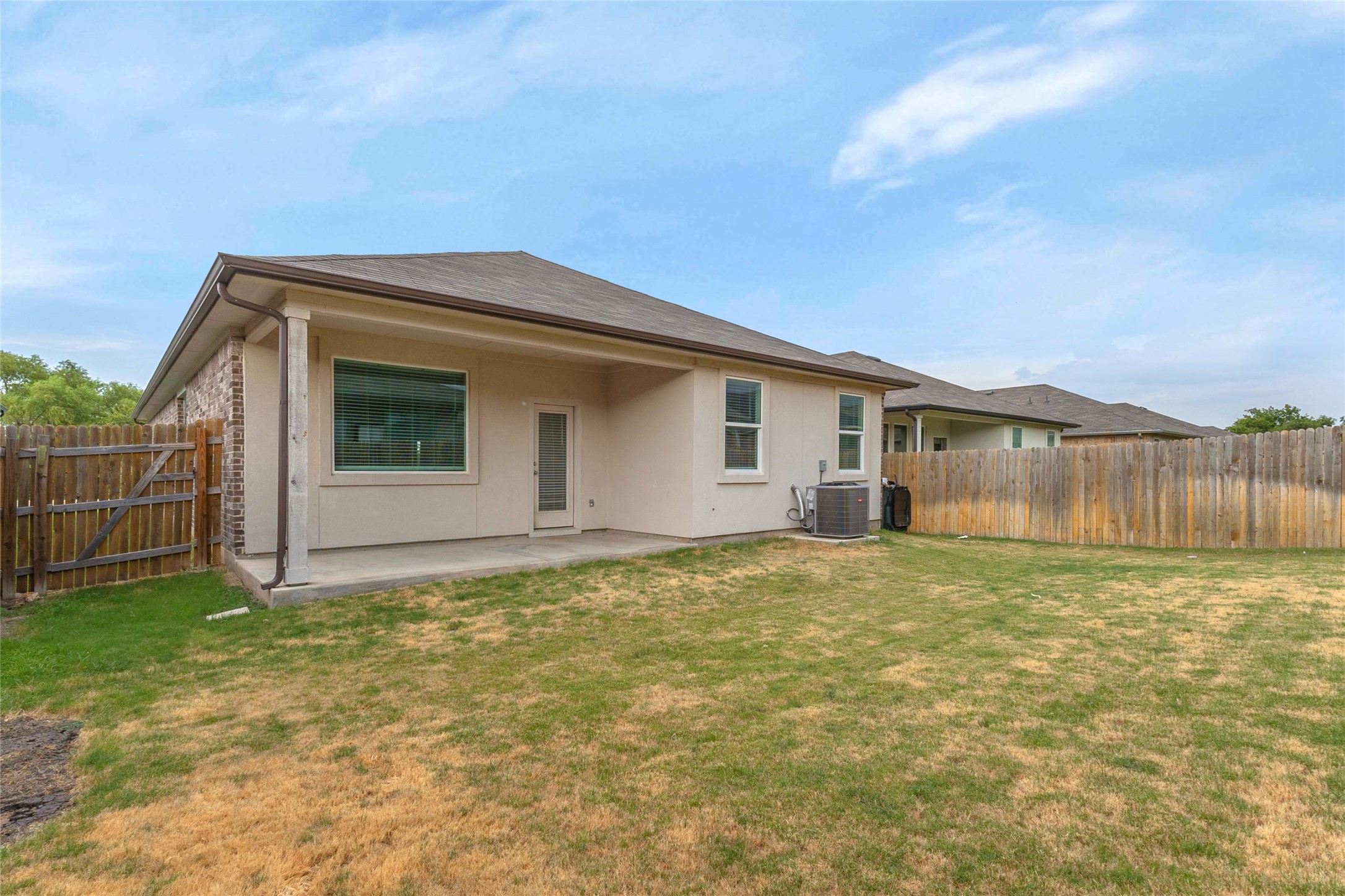 228 Sunniberg Loop Property Photo 20