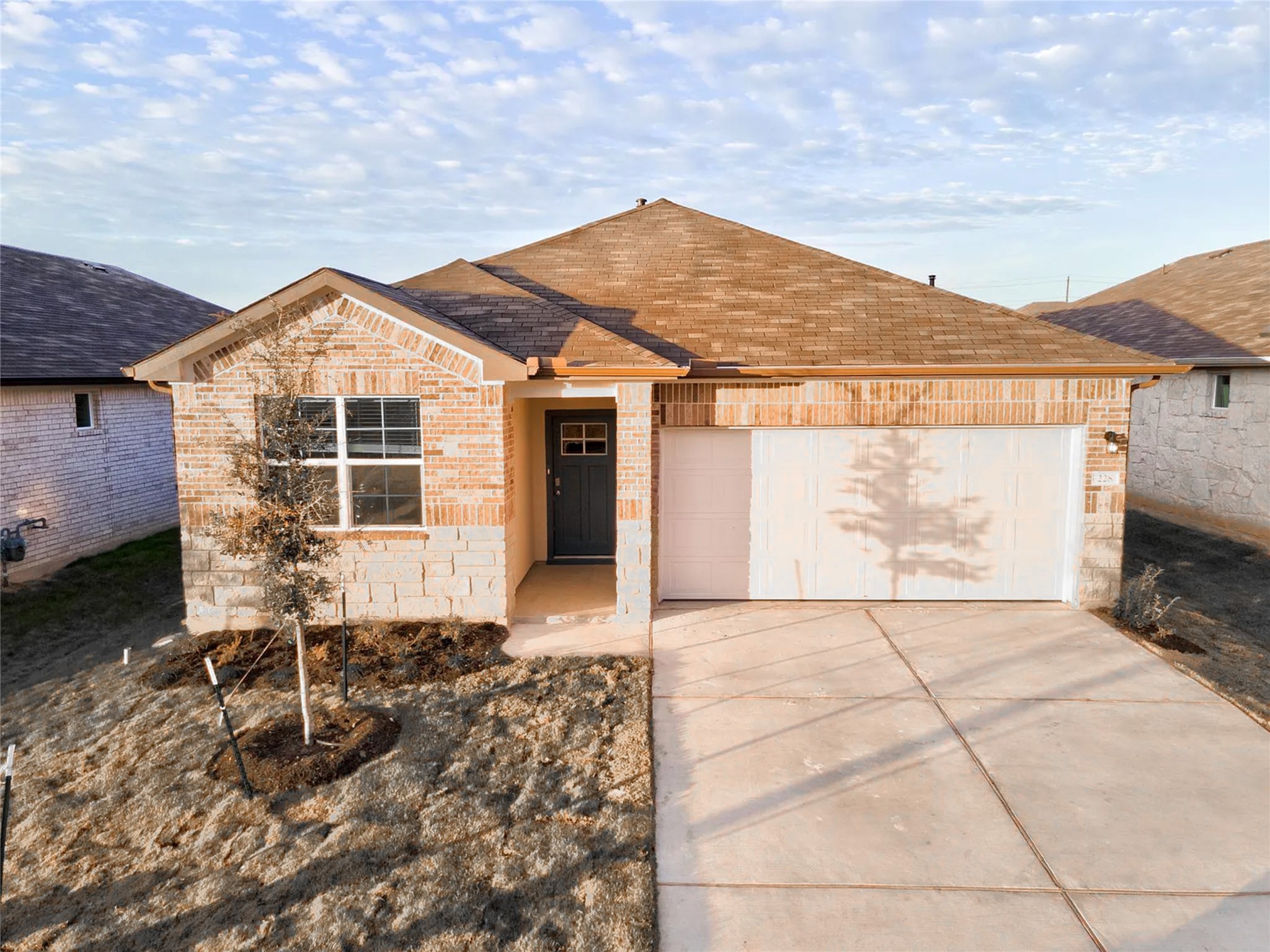 228 Sunniberg Loop Property Photo 23